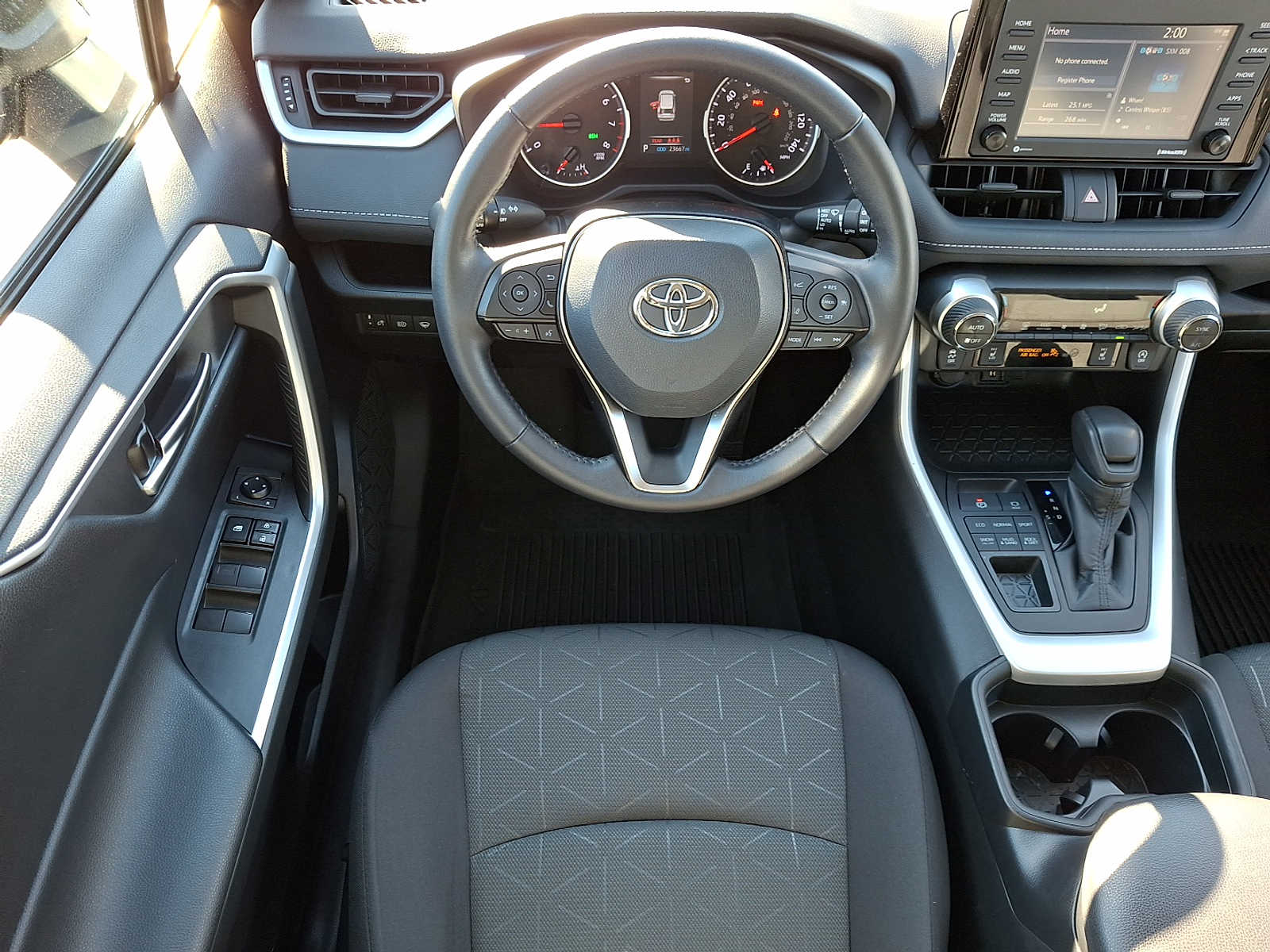 Thumbnail: 2021 Toyota RAV4 - 15