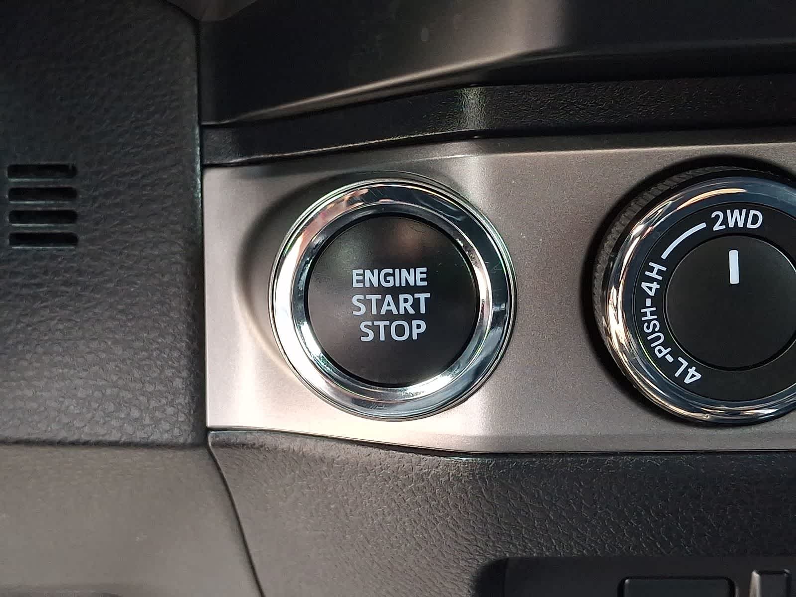 Thumbnail: 2023 Toyota Tacoma - 26