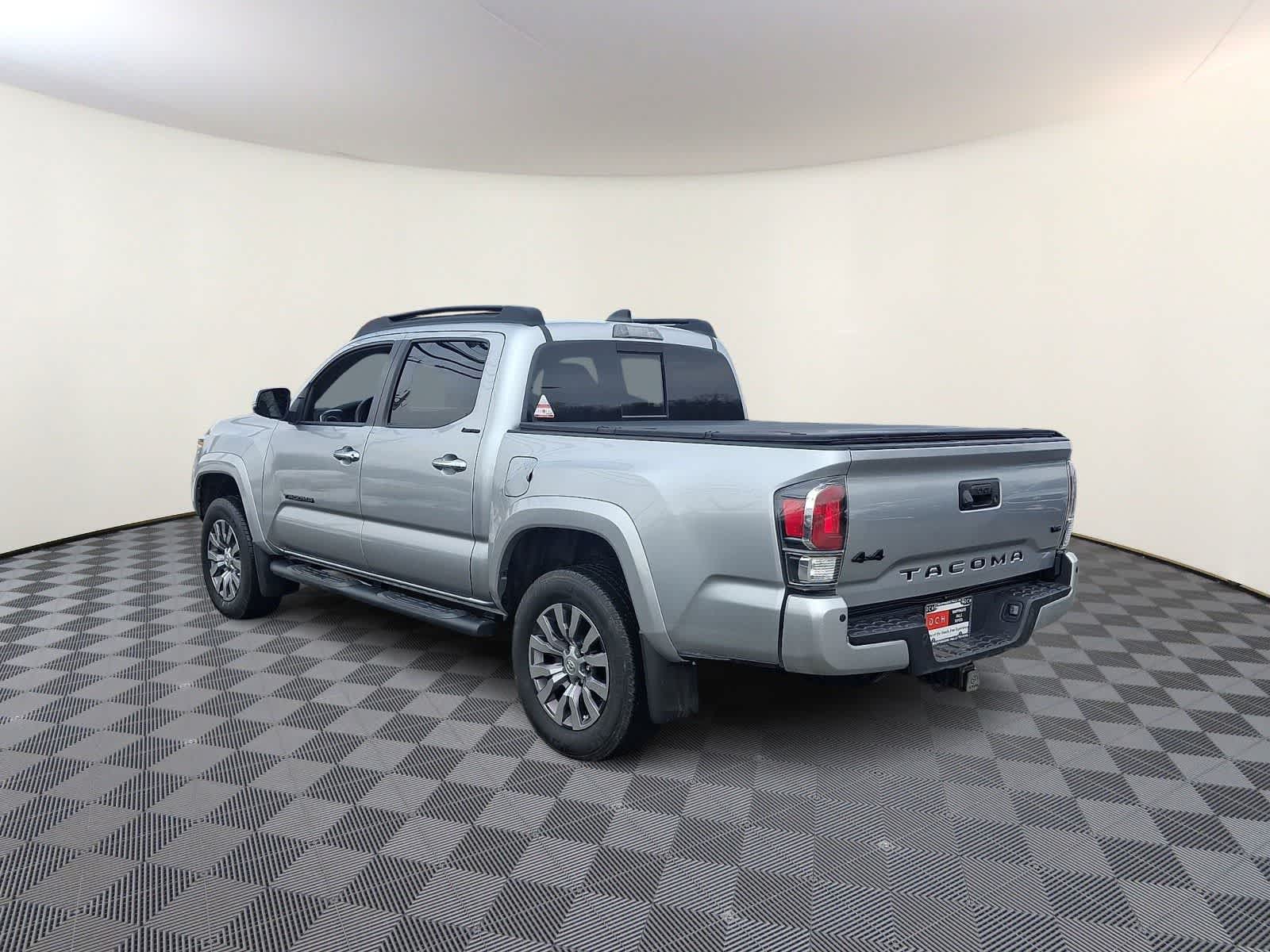 Thumbnail: 2023 Toyota Tacoma - 9
