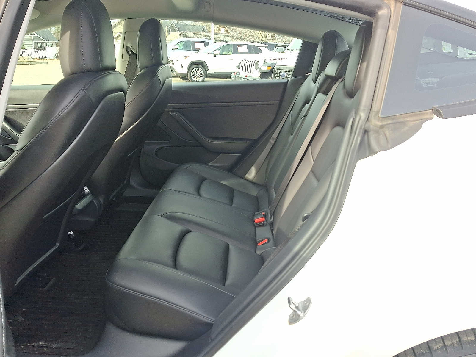 Thumbnail: 2021 Tesla Model 3 - 11