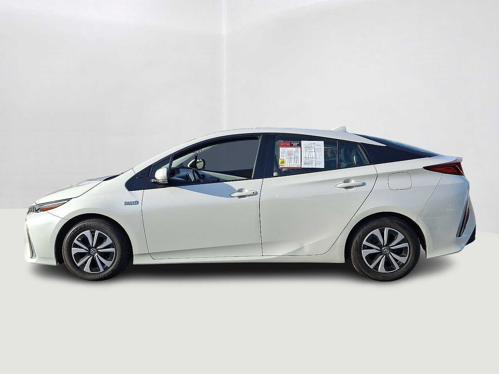 Thumbnail: 2017 Toyota Prius Prime - 9