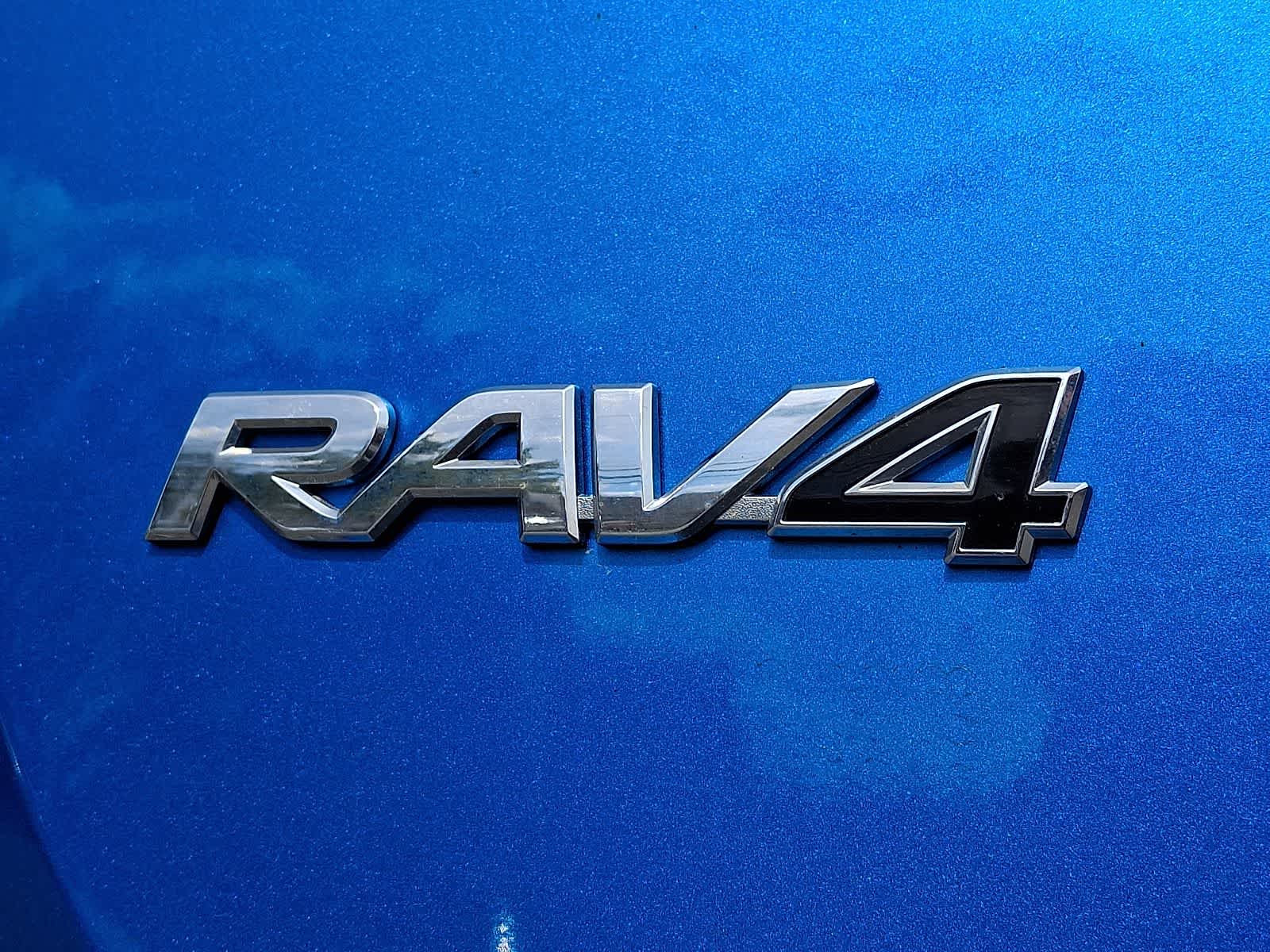 Thumbnail: 2016 Toyota RAV4 - 30