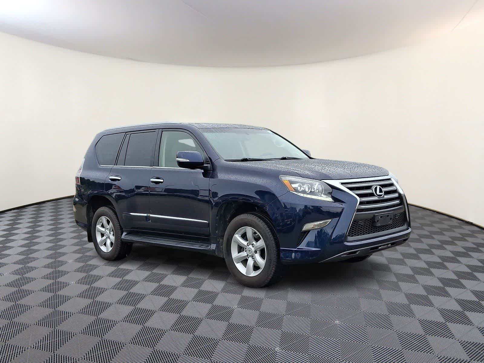 Thumbnail: 2019 Lexus GX - 4