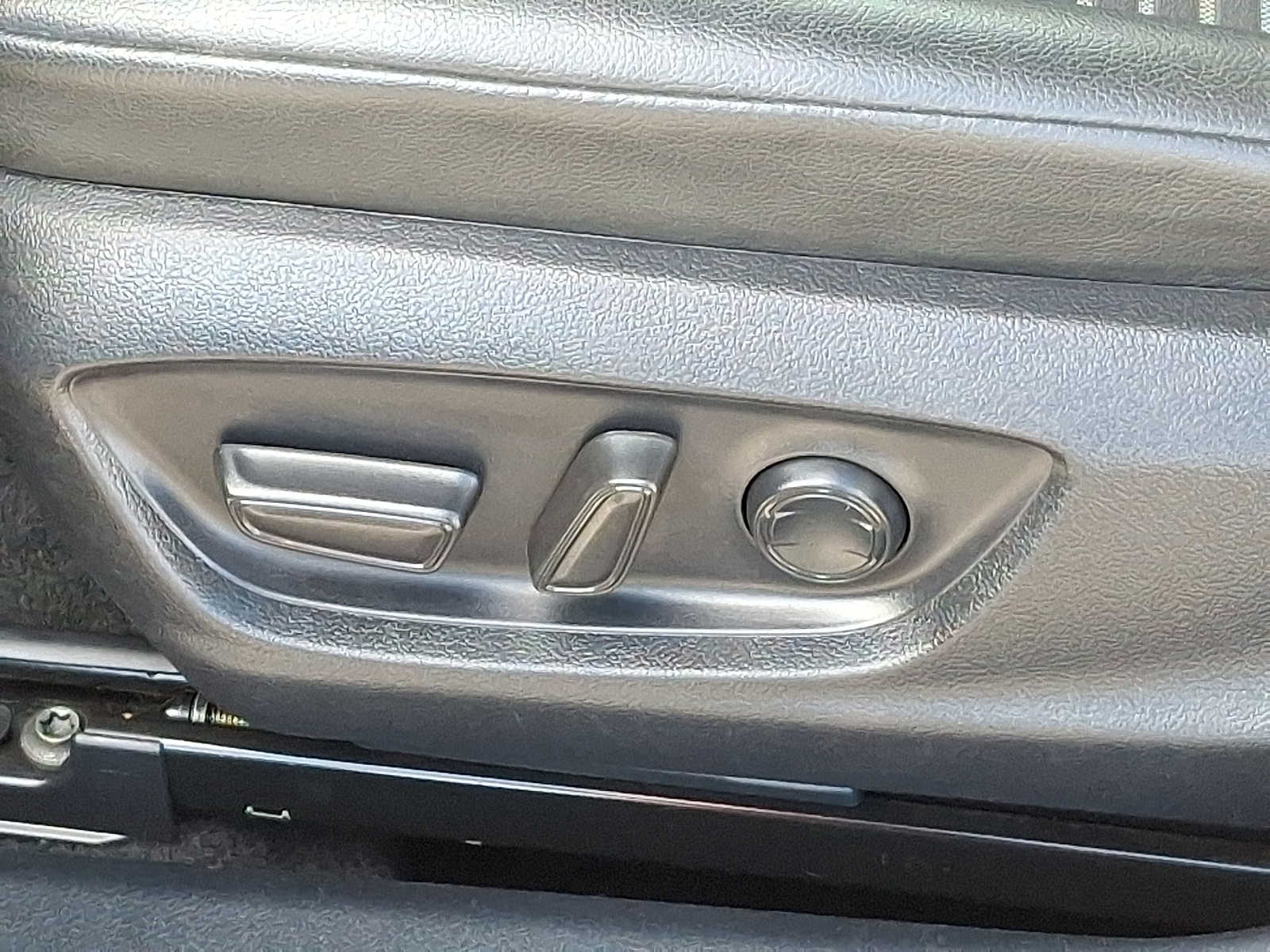 Thumbnail: 2023 Toyota Camry - 27