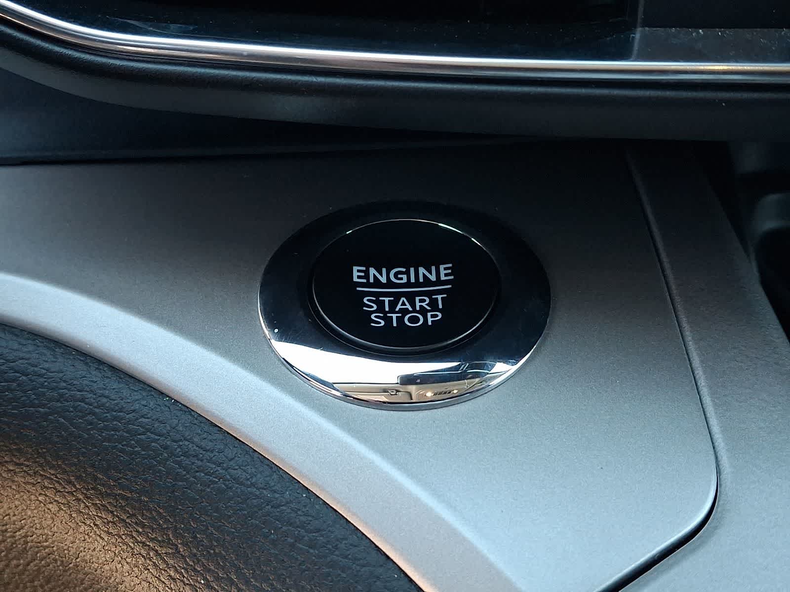 Thumbnail: 2023 Ford Explorer - 26