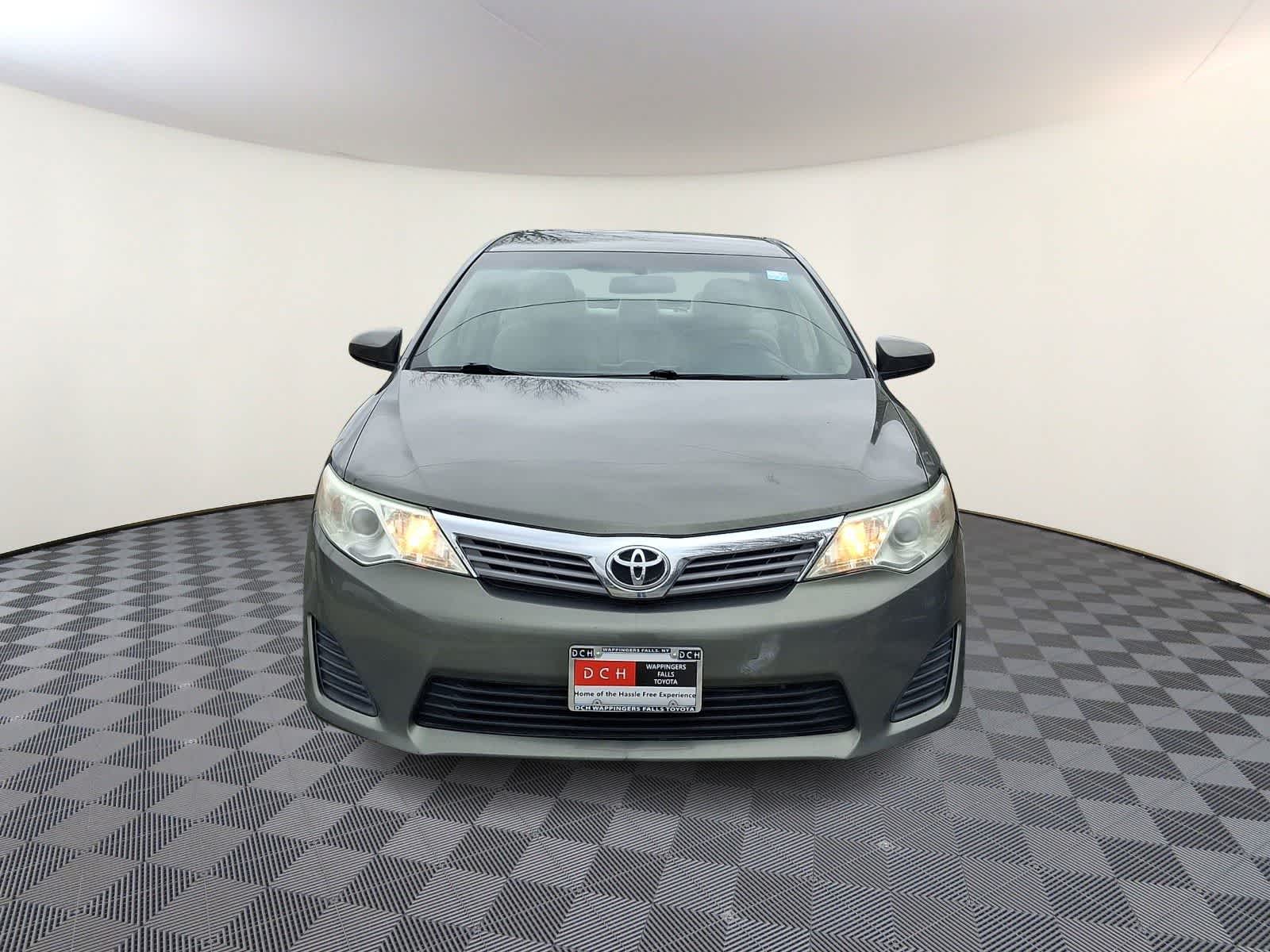 Thumbnail: 2012 Toyota Camry - 3