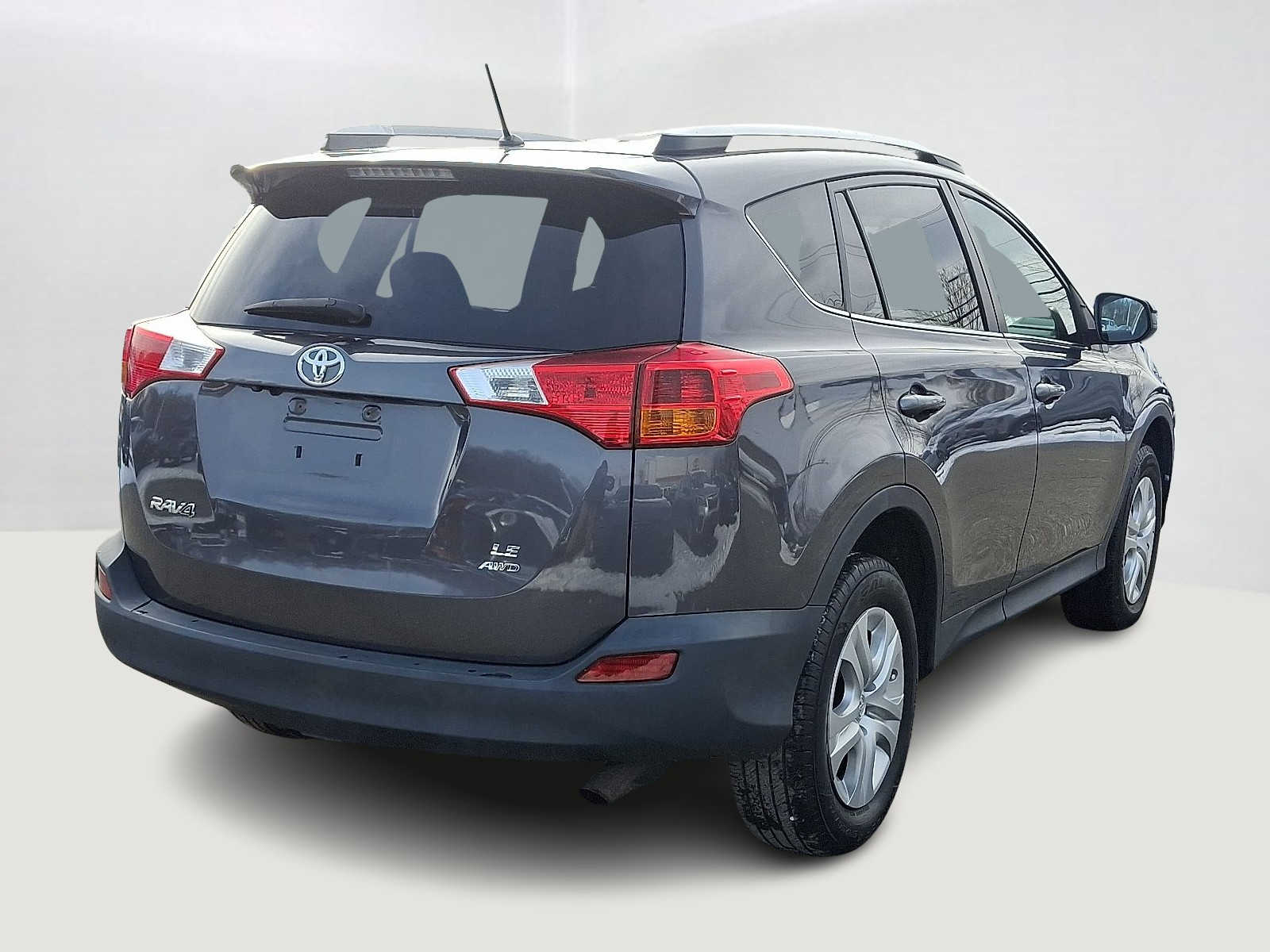 Thumbnail: 2015 Toyota RAV4 - 6