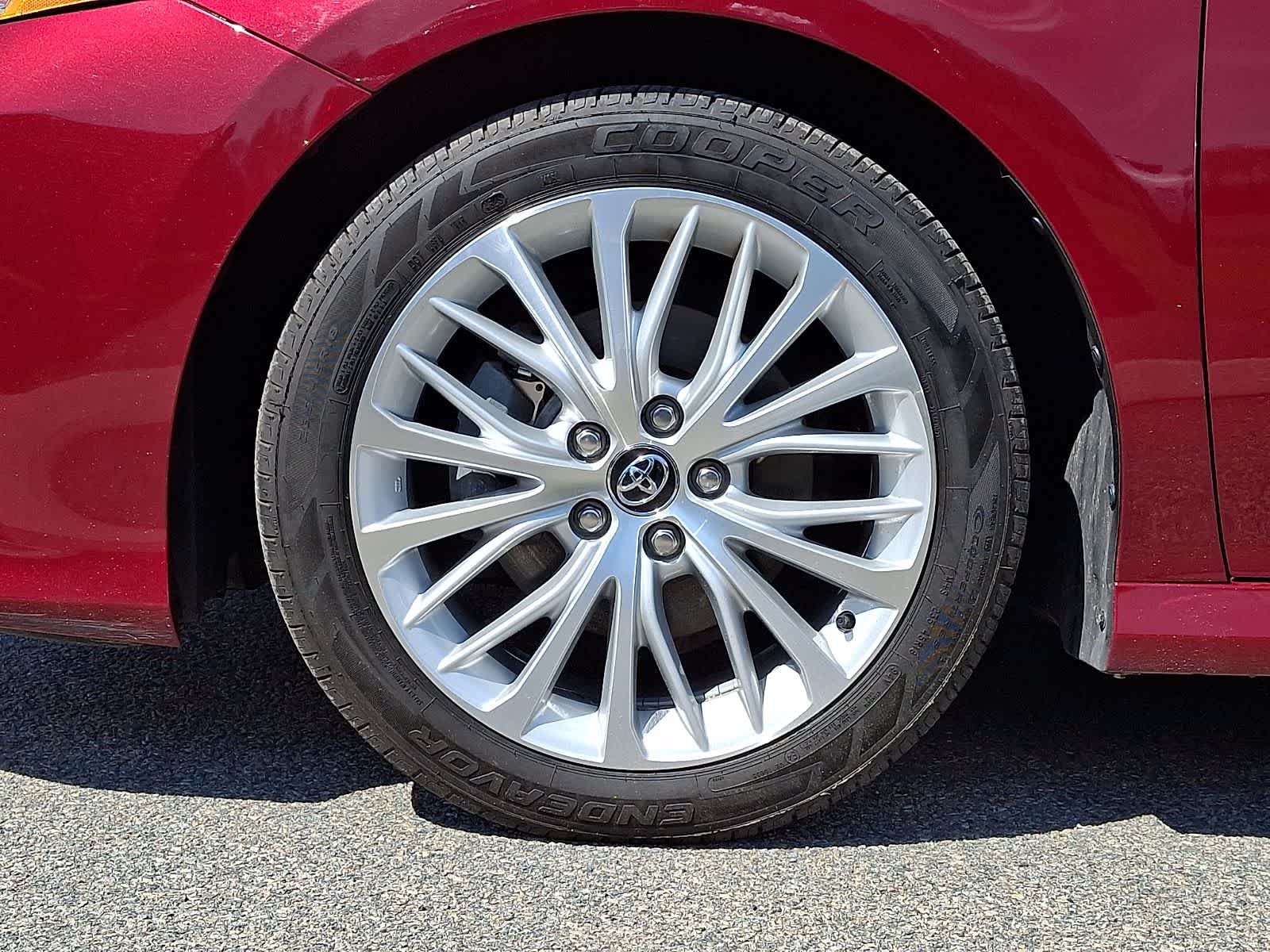 Thumbnail: 2020 Toyota Camry - 11