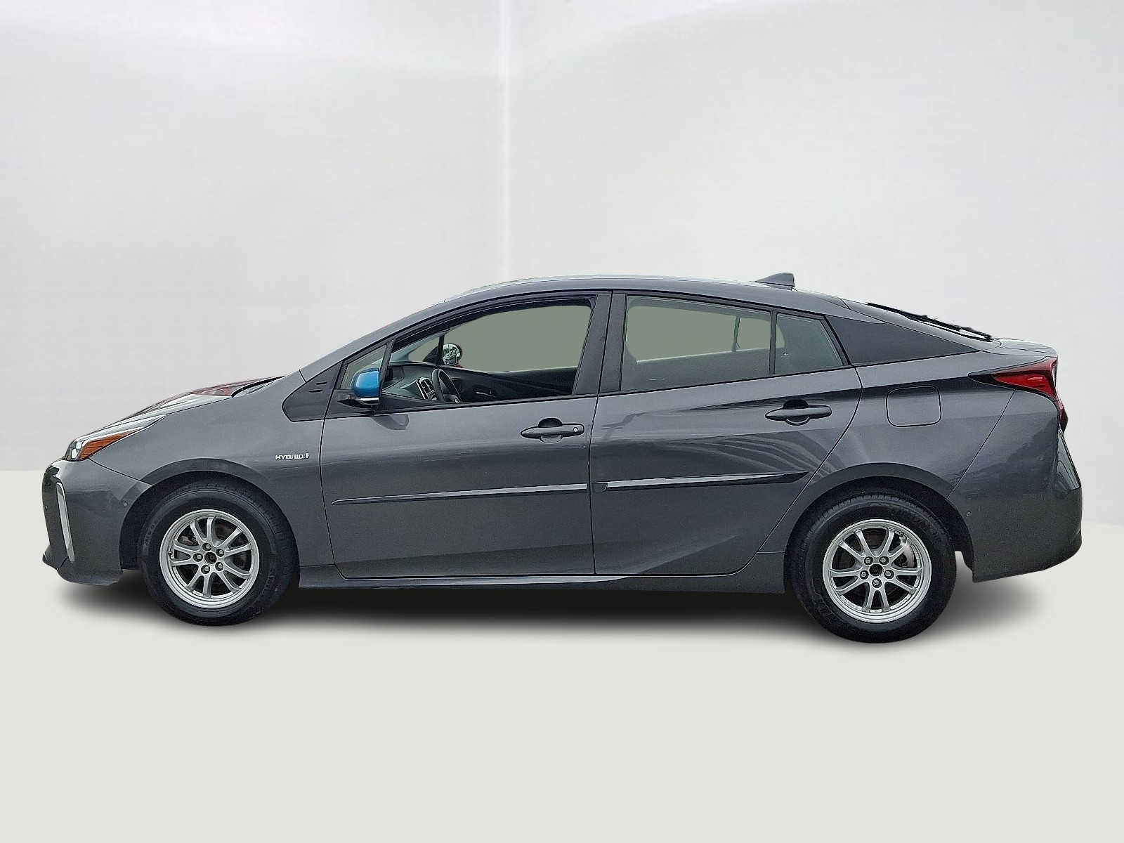 Thumbnail: 2019 Toyota Prius - 9