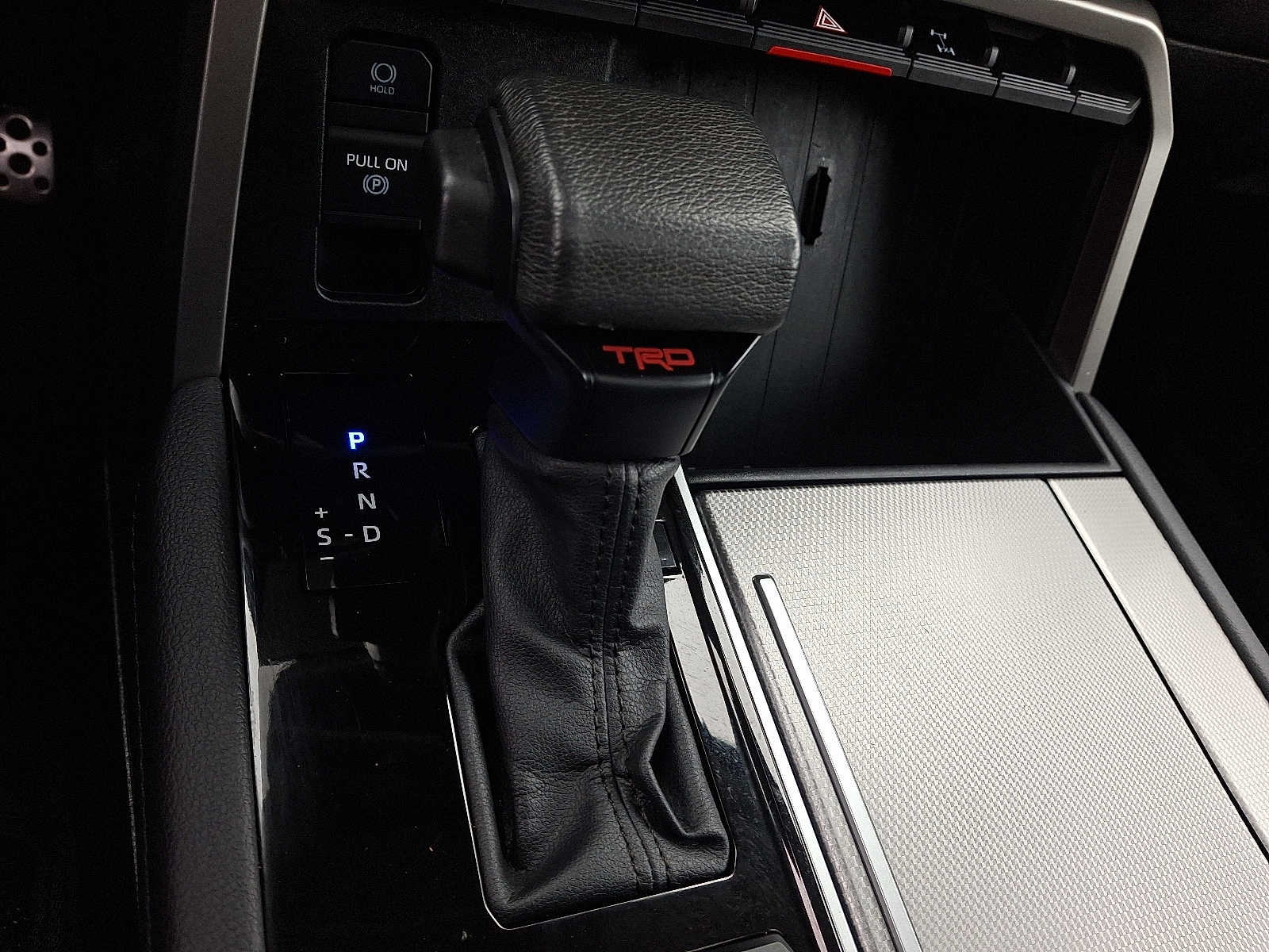 Thumbnail: 2023 Toyota Sequoia - 20