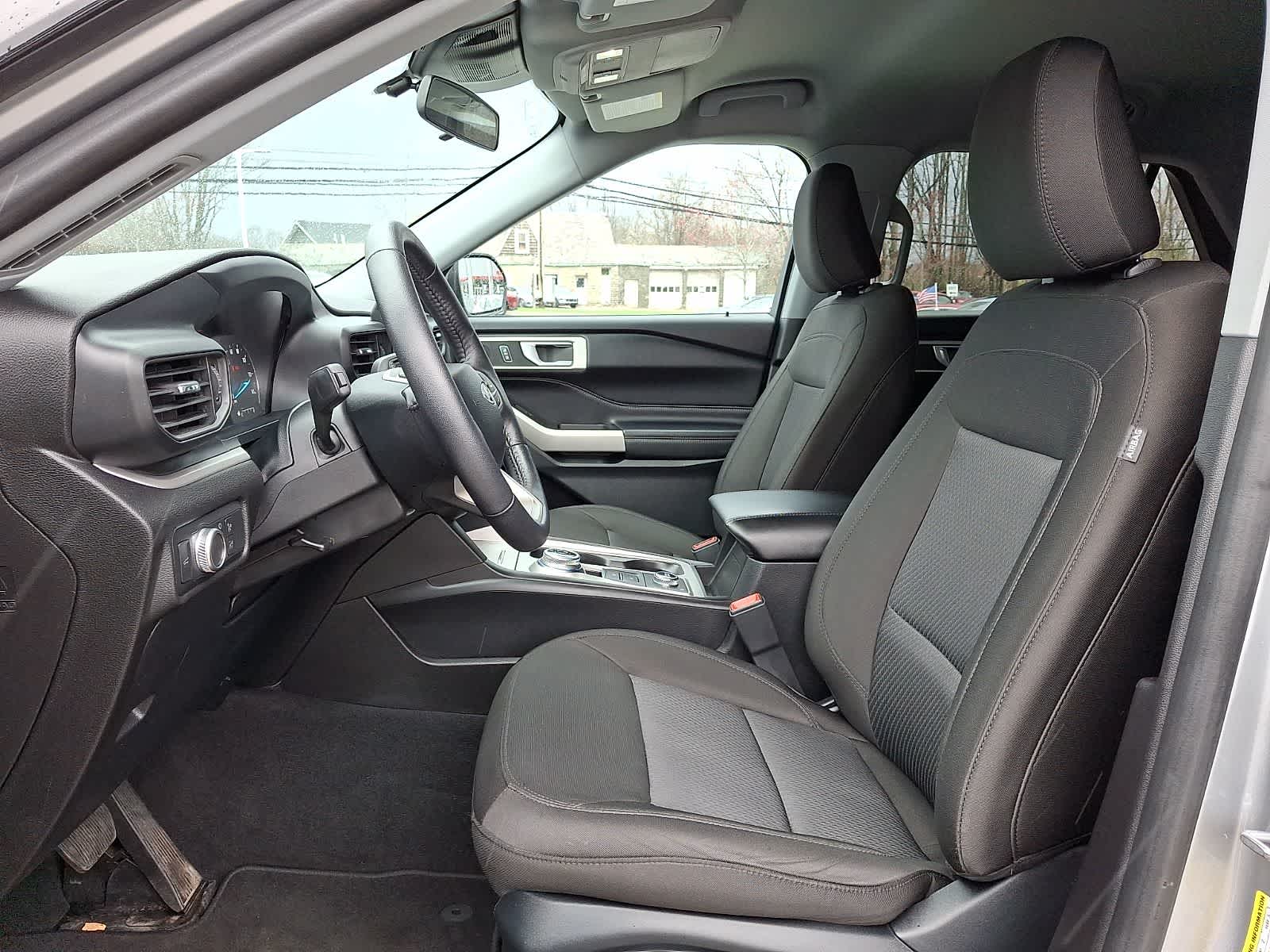 Thumbnail: 2022 Ford Explorer - 12