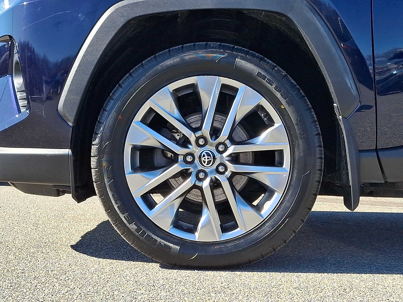 Thumbnail: 2021 Toyota RAV4 - 11