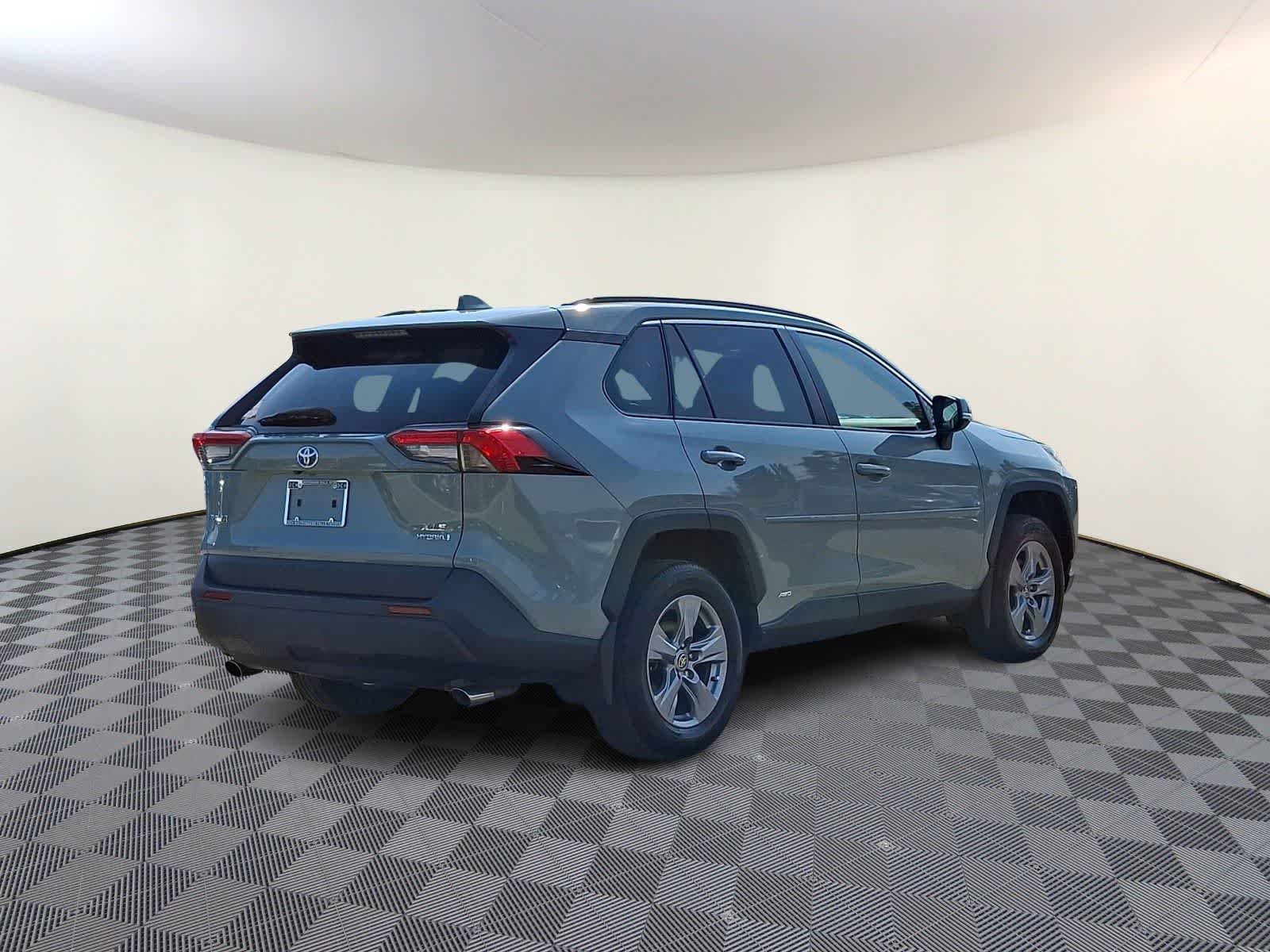 Thumbnail: 2023 Toyota RAV4 - 6