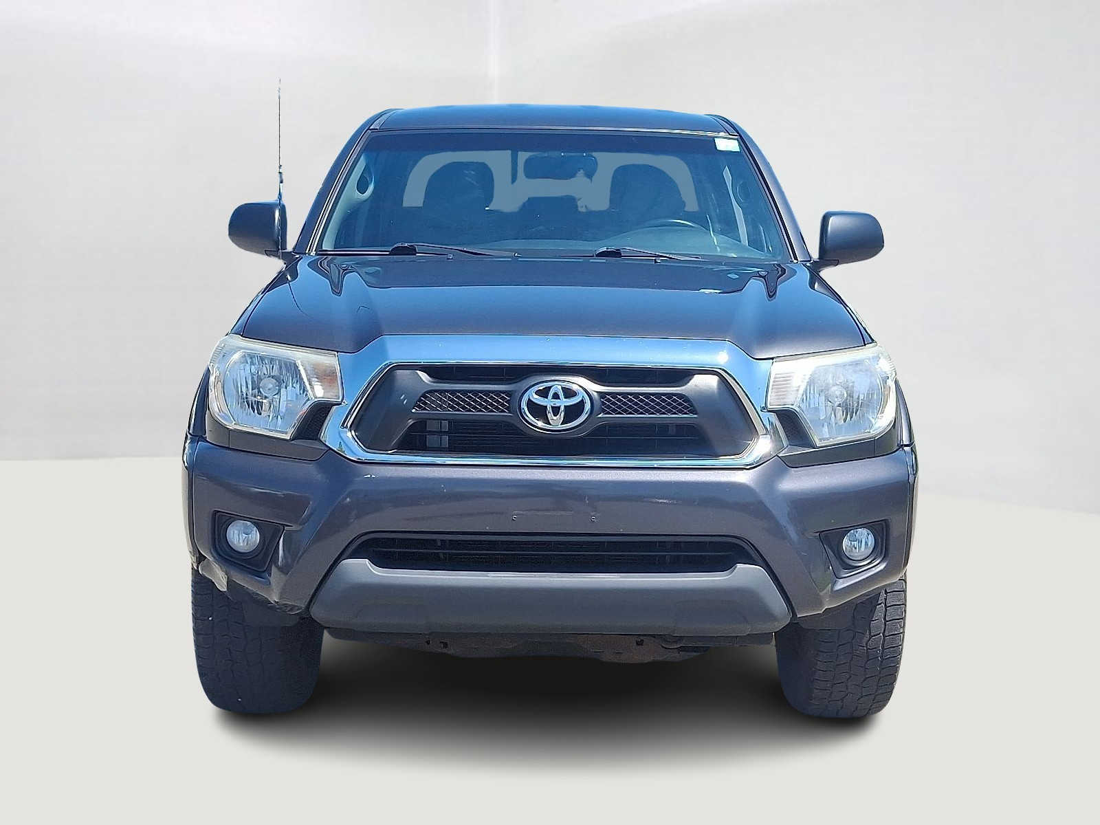Thumbnail: 2013 Toyota Tacoma - 3