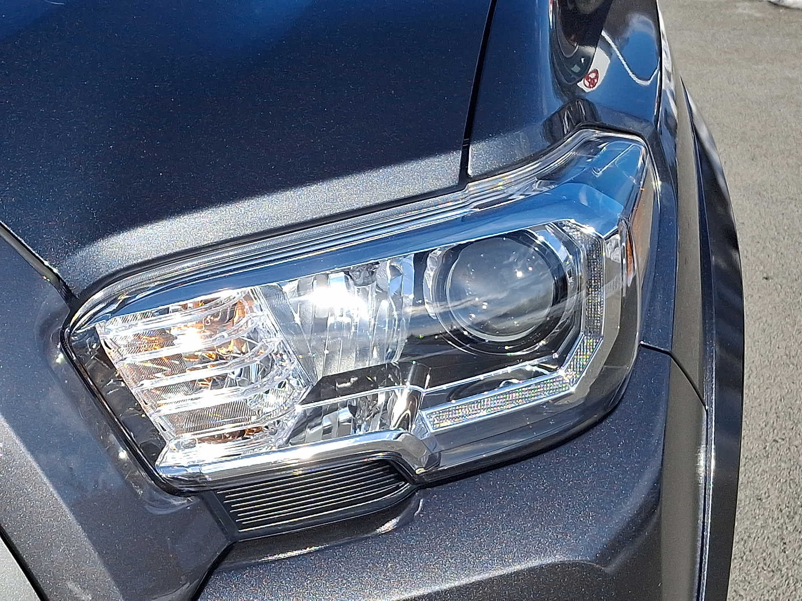 Thumbnail: 2023 Toyota Tacoma - 12