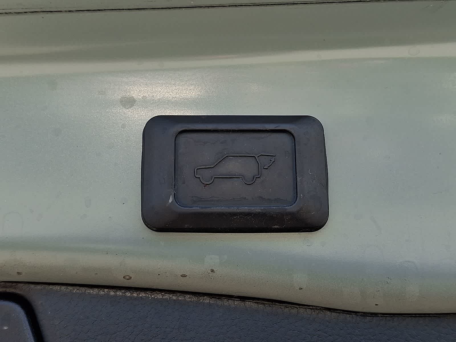 Thumbnail: 2023 Toyota RAV4 - 33