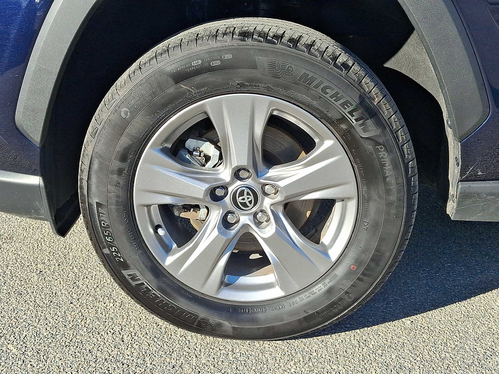 Thumbnail: 2025 Toyota RAV4 - 11