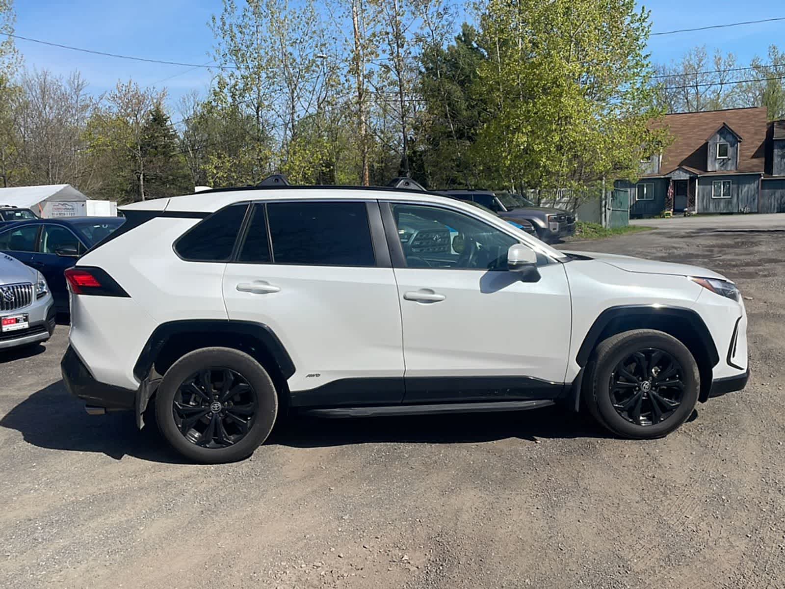 Thumbnail: 2024 Toyota RAV4 - 11