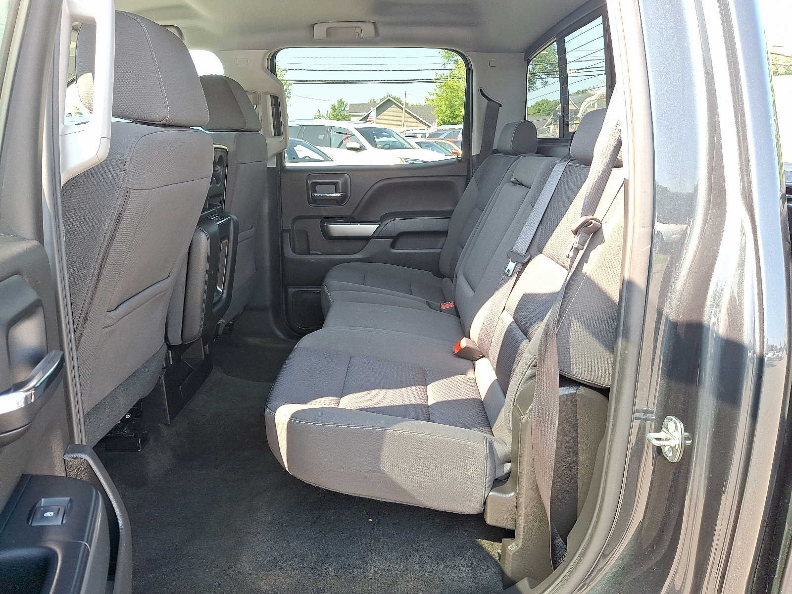 Thumbnail: 2018 Chevrolet Silverado 1500 - 11