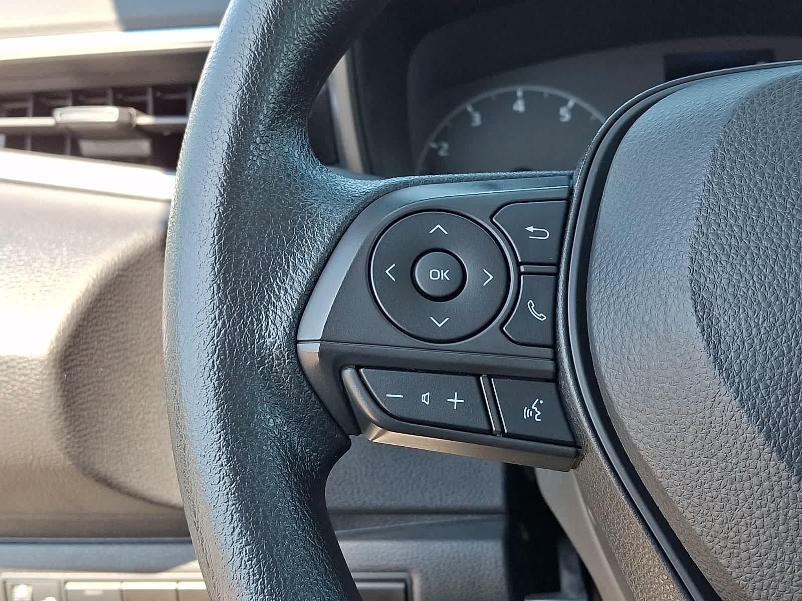 Thumbnail: 2023 Toyota Corolla - 24