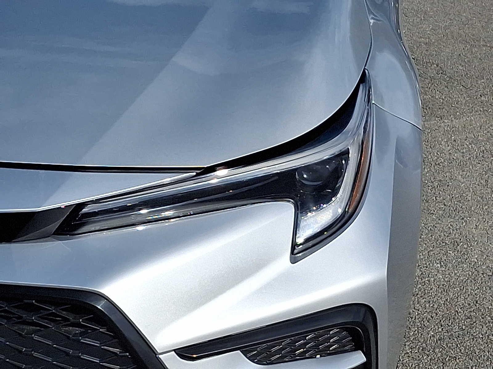 Thumbnail: 2024 Toyota Corolla - 12