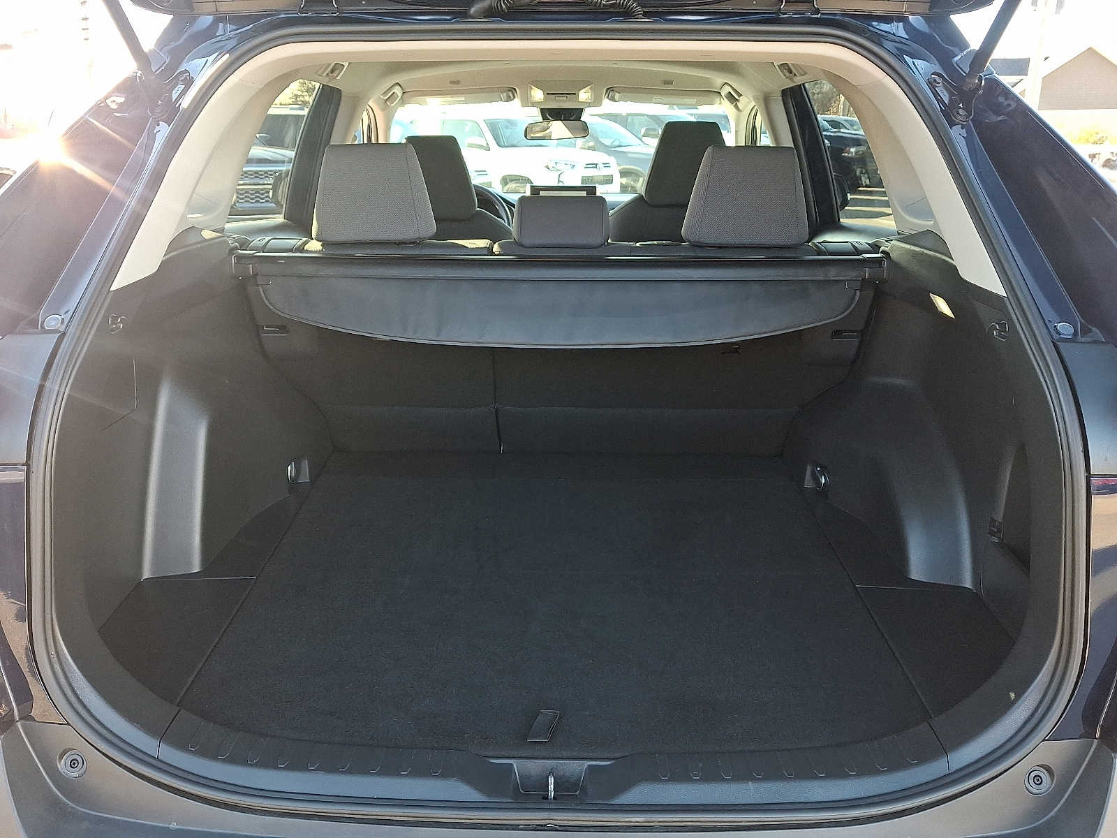 Thumbnail: 2025 Toyota RAV4 - 30