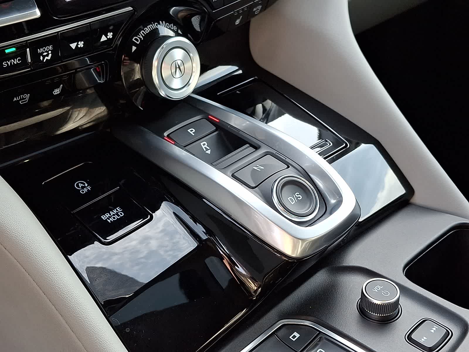 Thumbnail: 2023 Acura MDX - 18