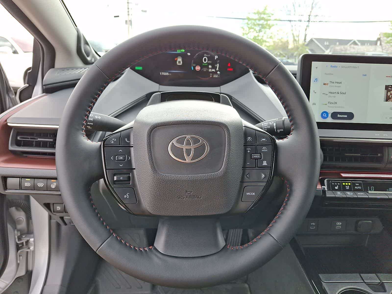 Thumbnail: 2024 Toyota Prius Prime - 23