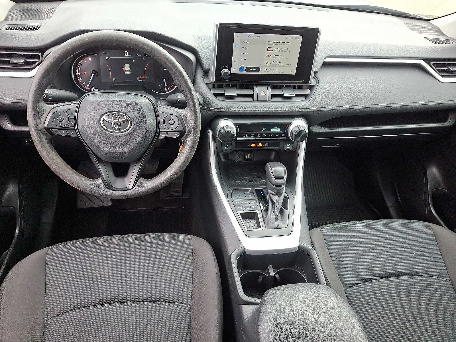 Thumbnail: 2023 Toyota RAV4 - 14