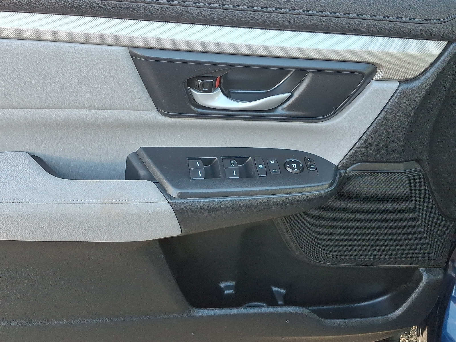 Thumbnail: 2018 Honda CR-V - 11