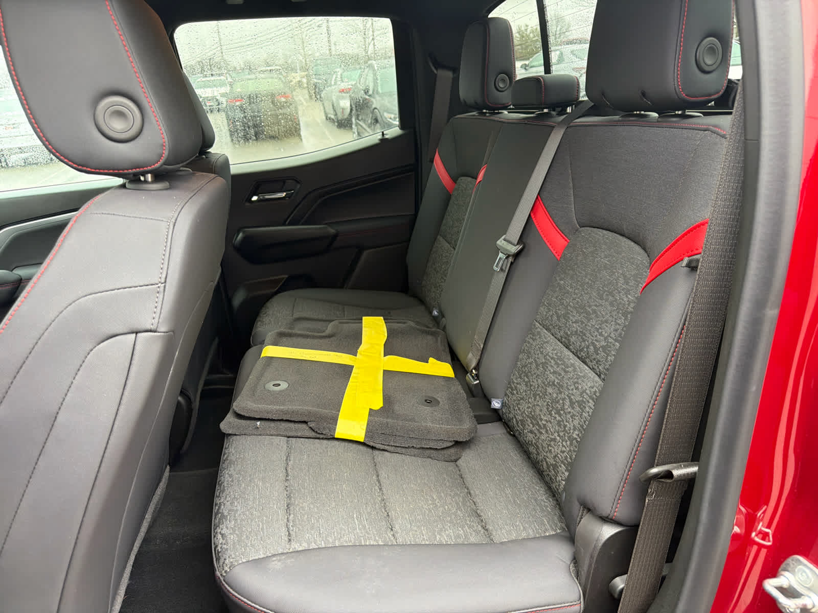 Thumbnail: 2024 Chevrolet Colorado - 38