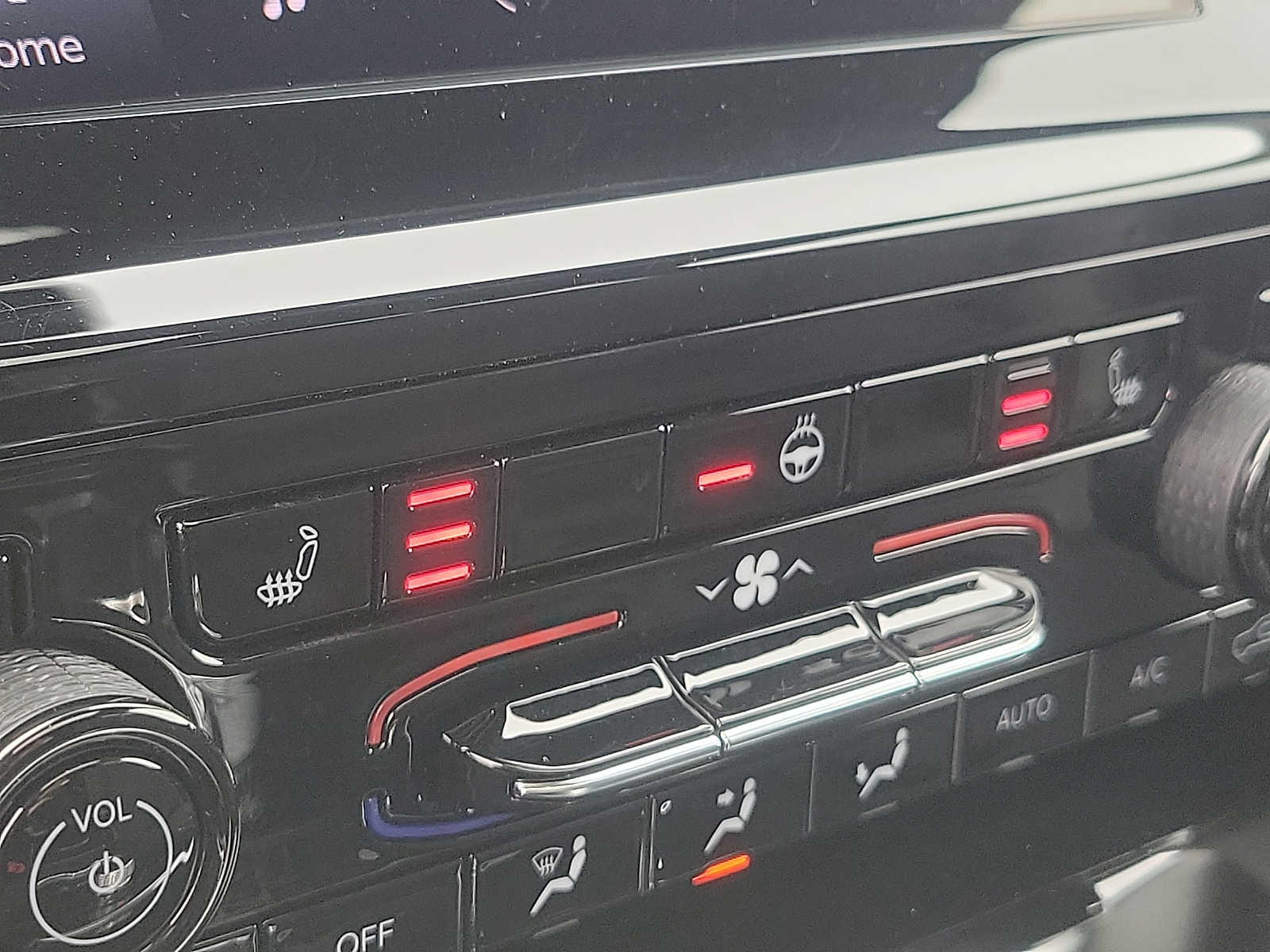 Thumbnail: 2025 Jeep Grand Cherokee - 26