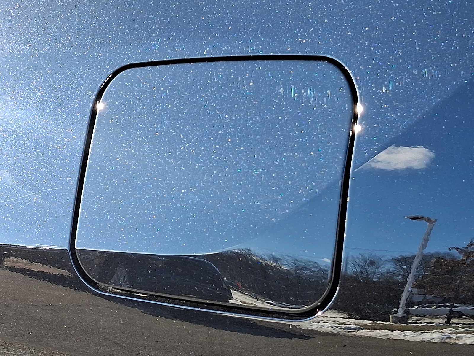 Thumbnail: 2025 Toyota RAV4 - 32