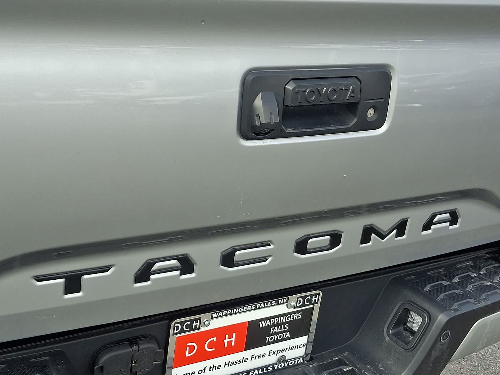 Thumbnail: 2023 Toyota Tacoma - 33
