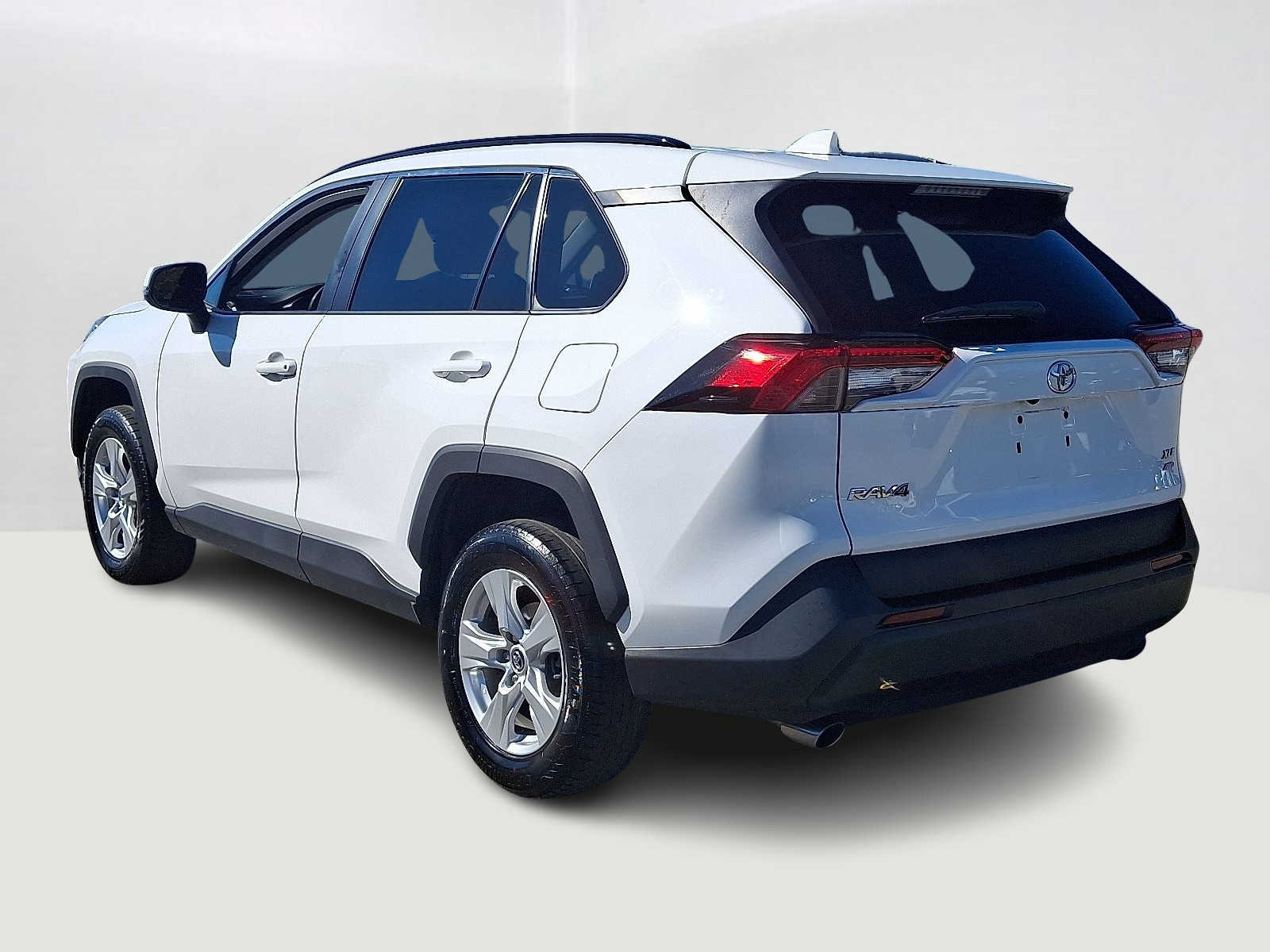Thumbnail: 2020 Toyota RAV4 - 9