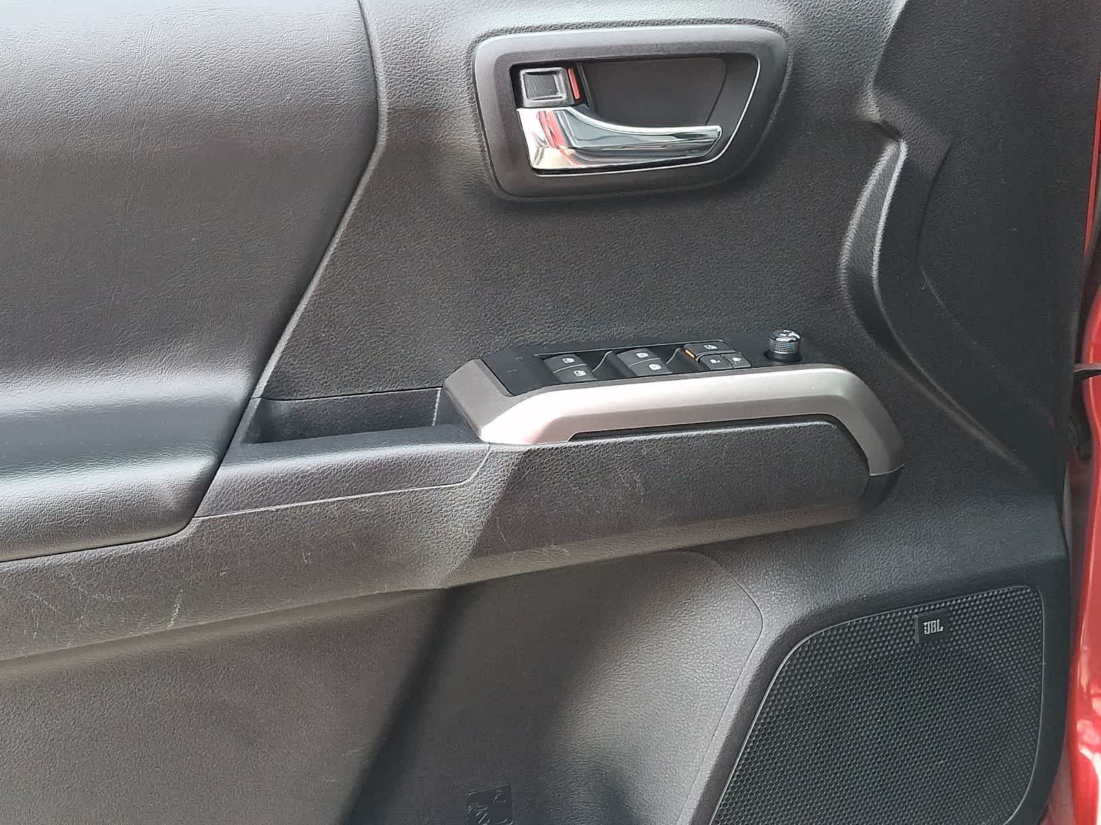 Thumbnail: 2023 Toyota Tacoma - 14