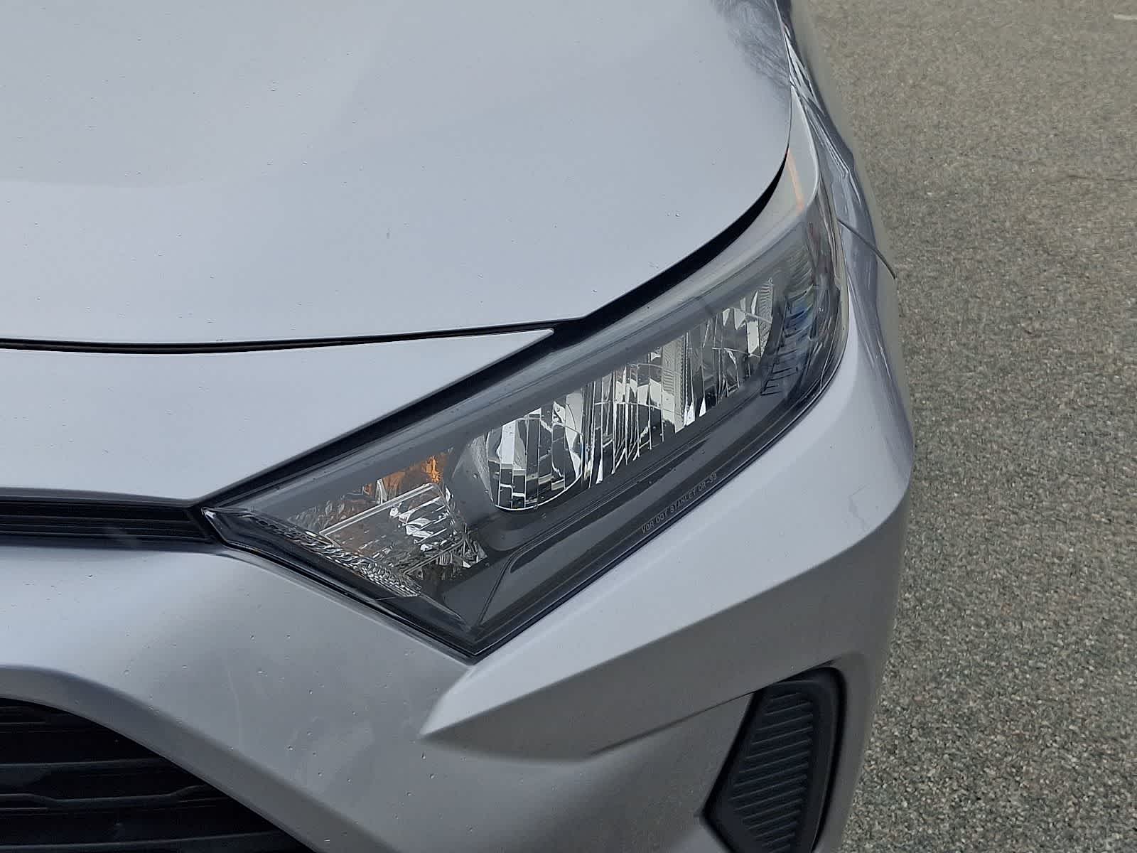 Thumbnail: 2021 Toyota RAV4 - 12