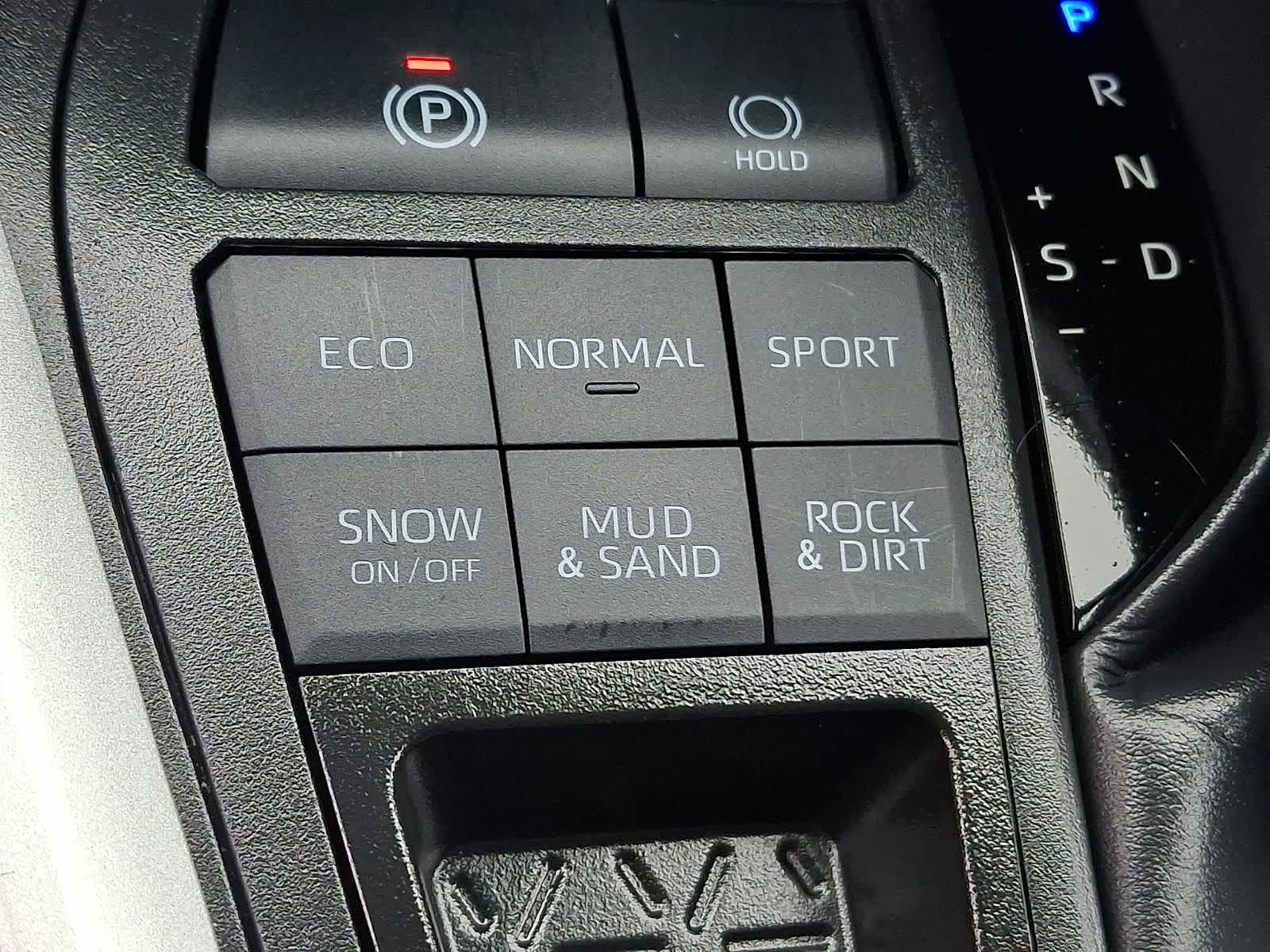 Thumbnail: 2025 Toyota RAV4 - 25