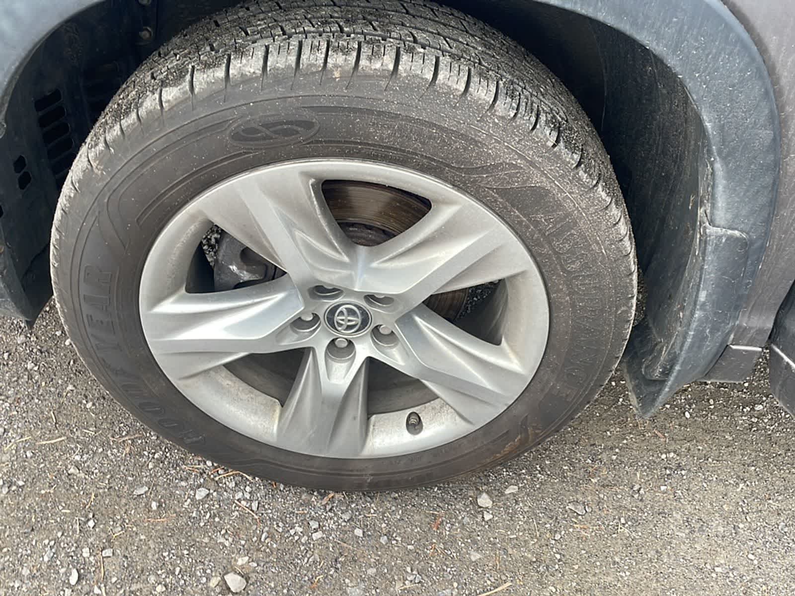 Thumbnail: 2017 Toyota Highlander - 24