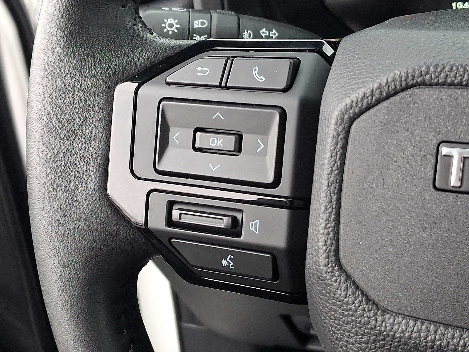 Thumbnail: 2025 Toyota Land Cruiser - 24