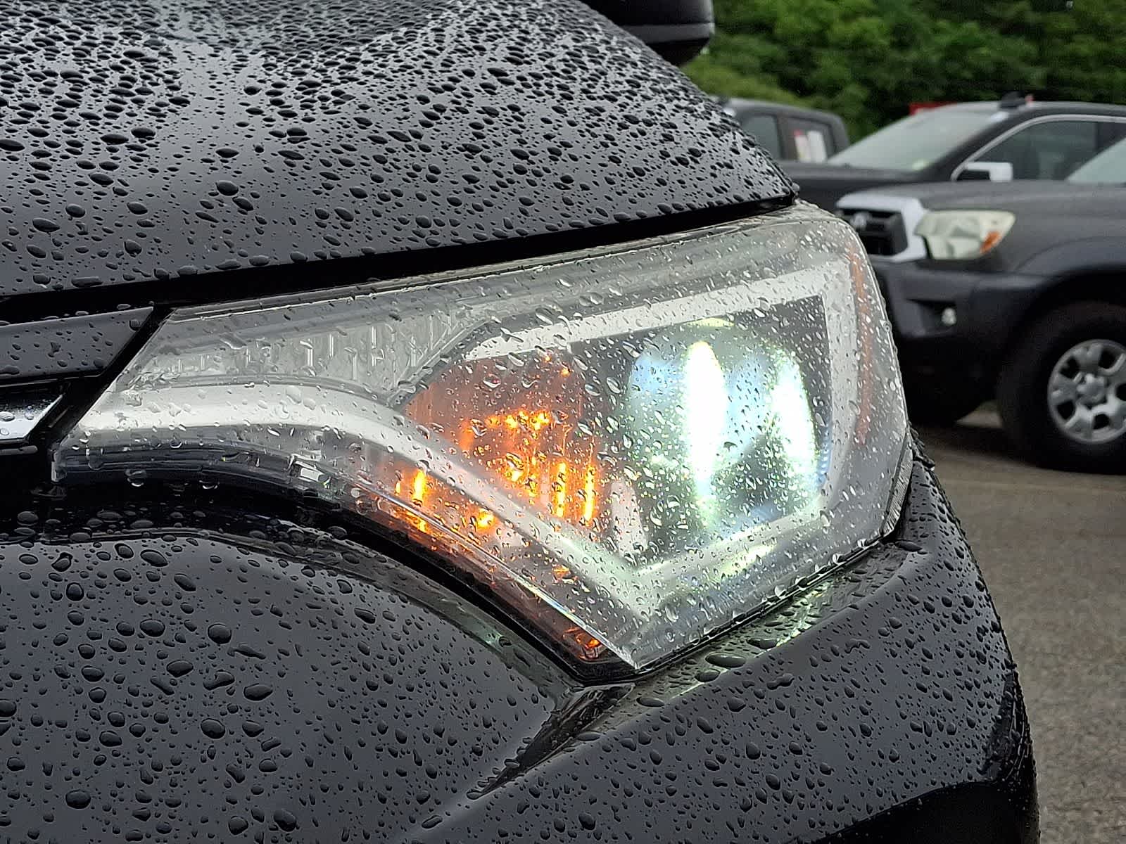 Thumbnail: 2018 Toyota RAV4 - 12