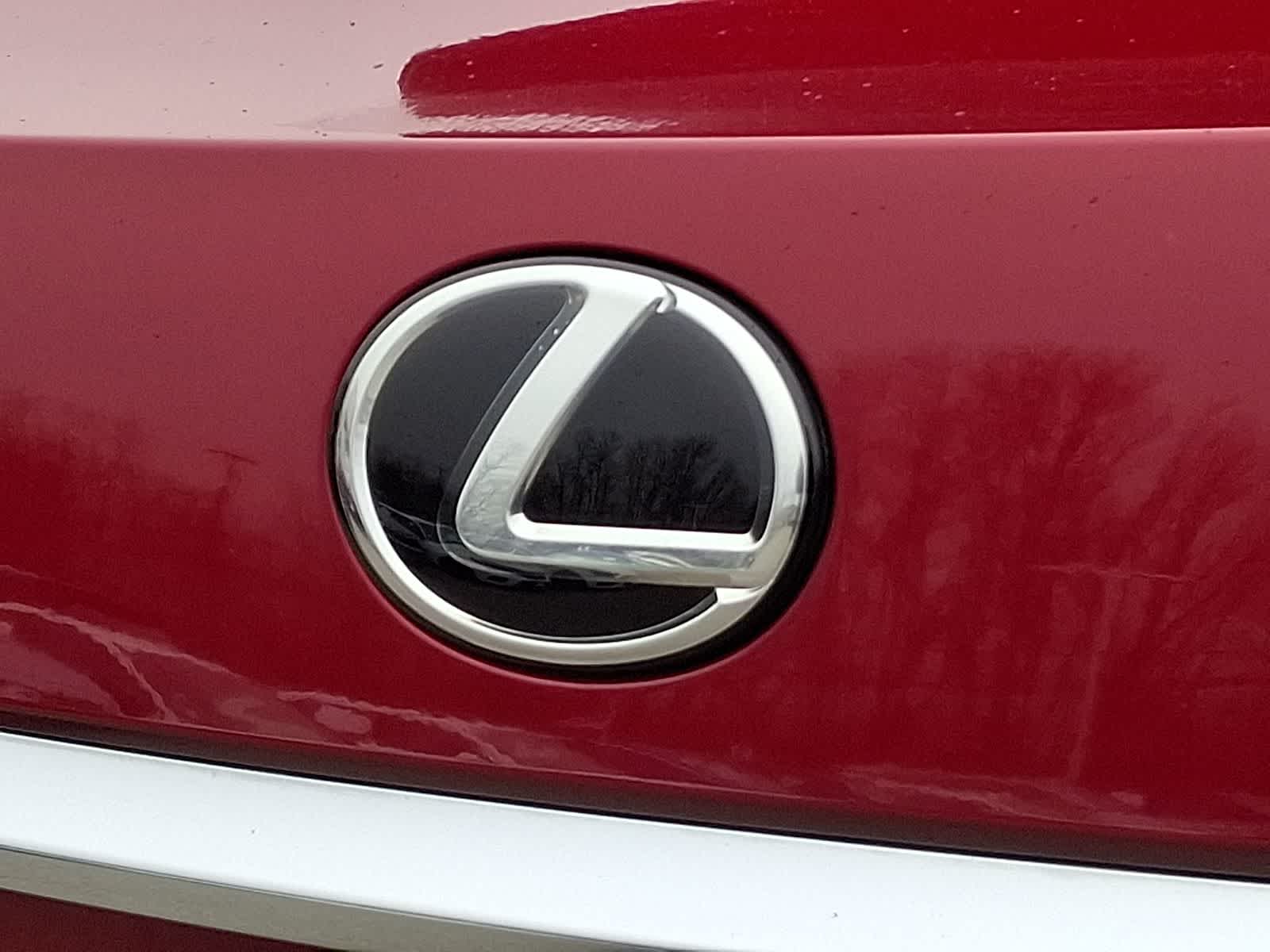 Thumbnail: 2022 Lexus RX - 32