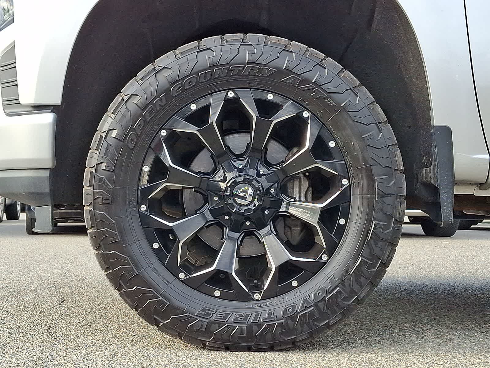 Thumbnail: 2019 Chevrolet Silverado 1500 - 9
