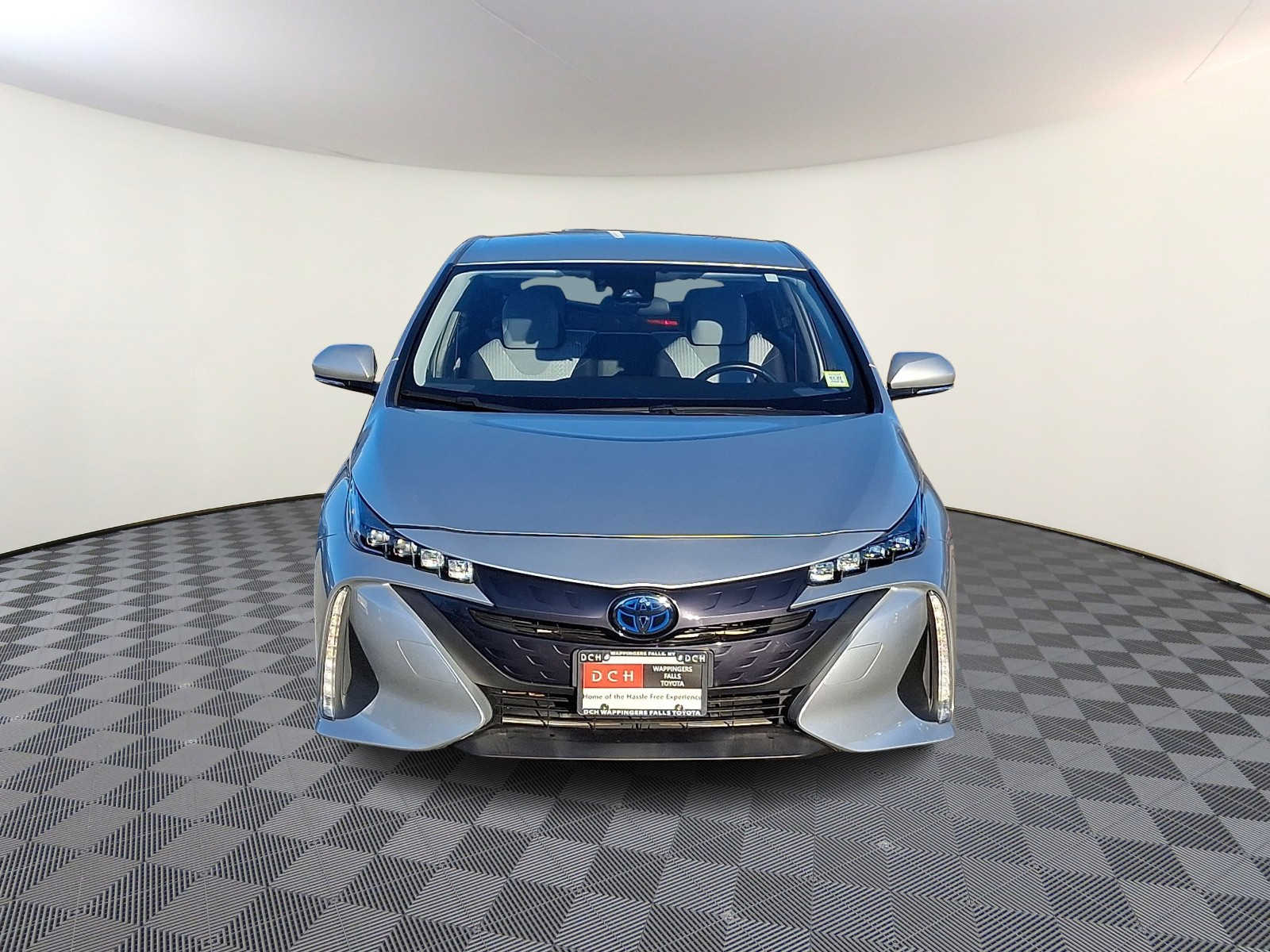 Thumbnail: 2017 Toyota Prius Prime - 3