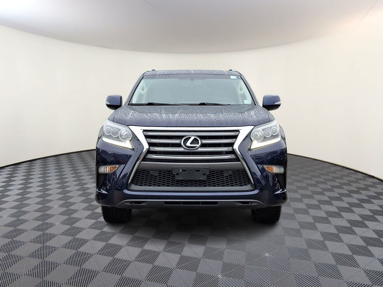 Thumbnail: 2019 Lexus GX - 3