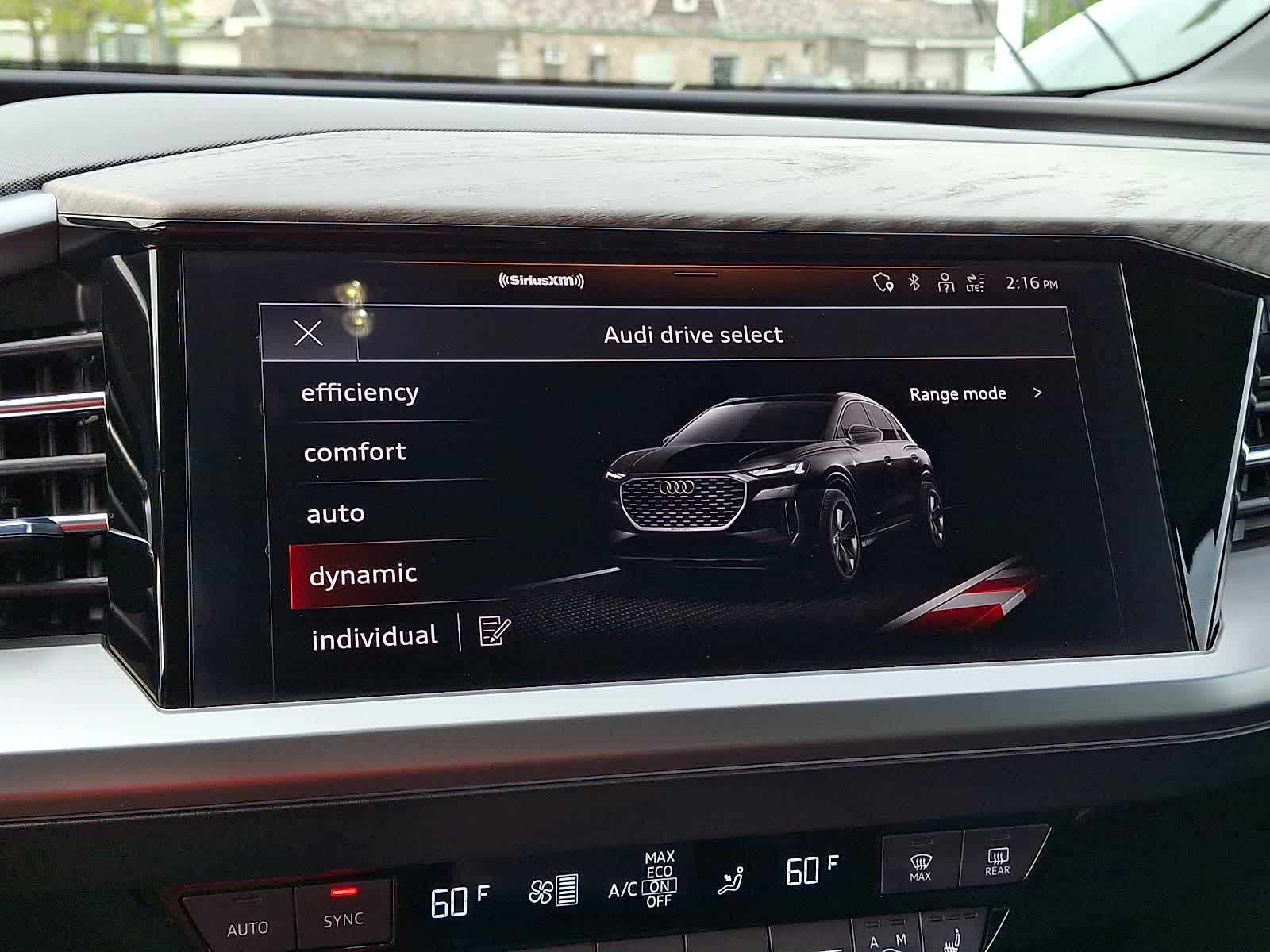 Thumbnail: 2023 Audi Q4 e-tron - 28