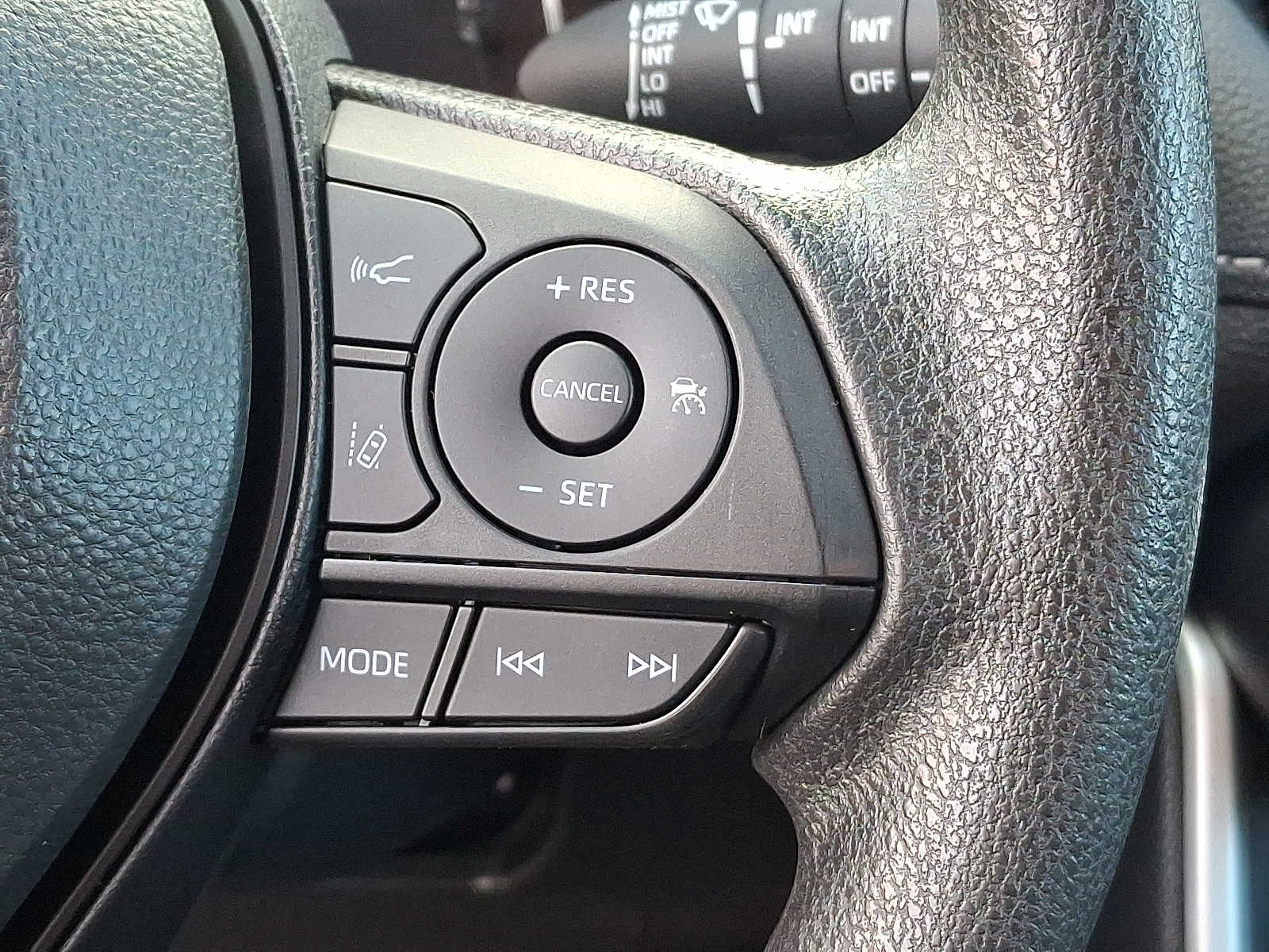 Thumbnail: 2023 Toyota RAV4 - 24