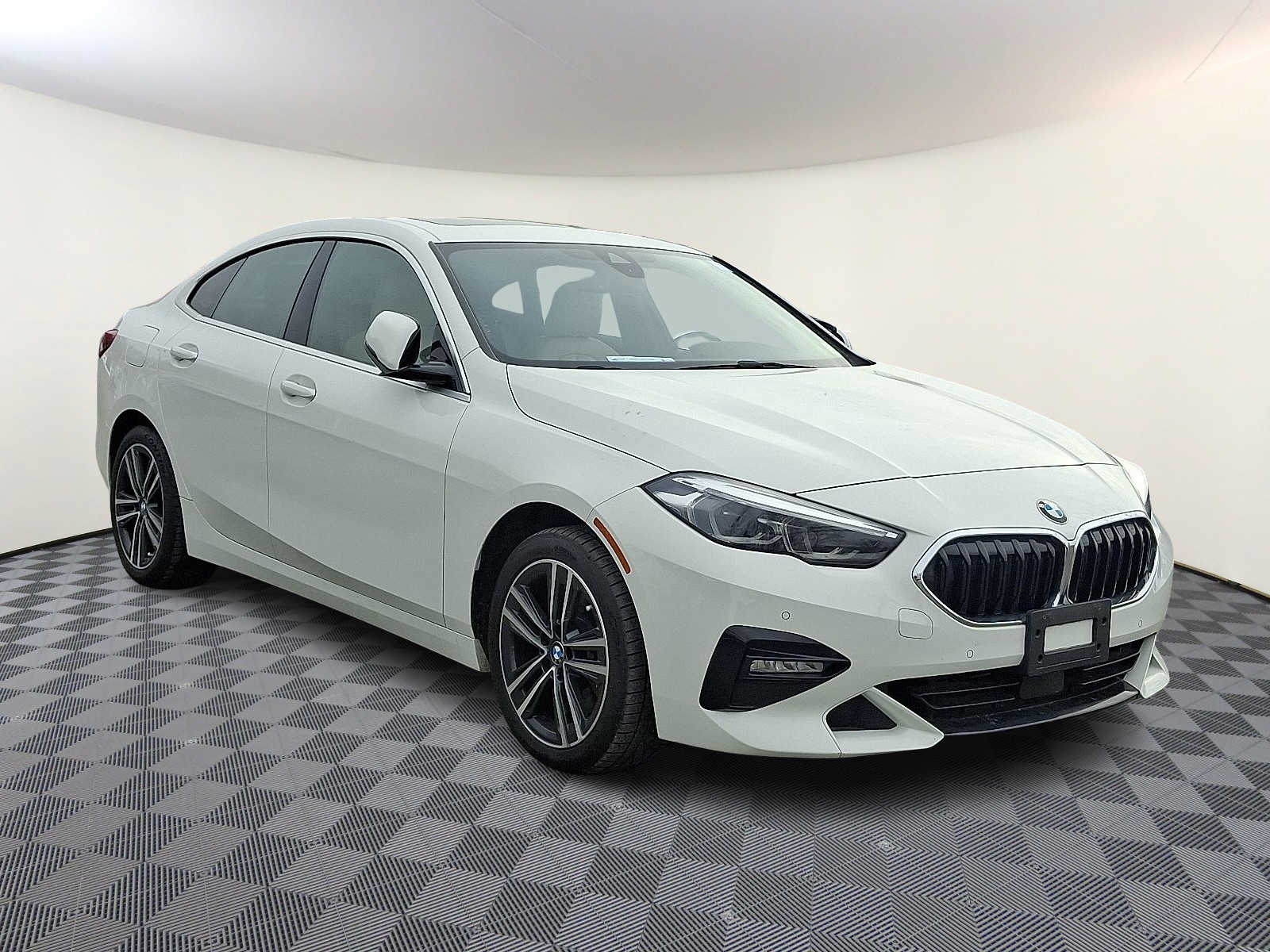Thumbnail: 2020 BMW 2 Series - 4
