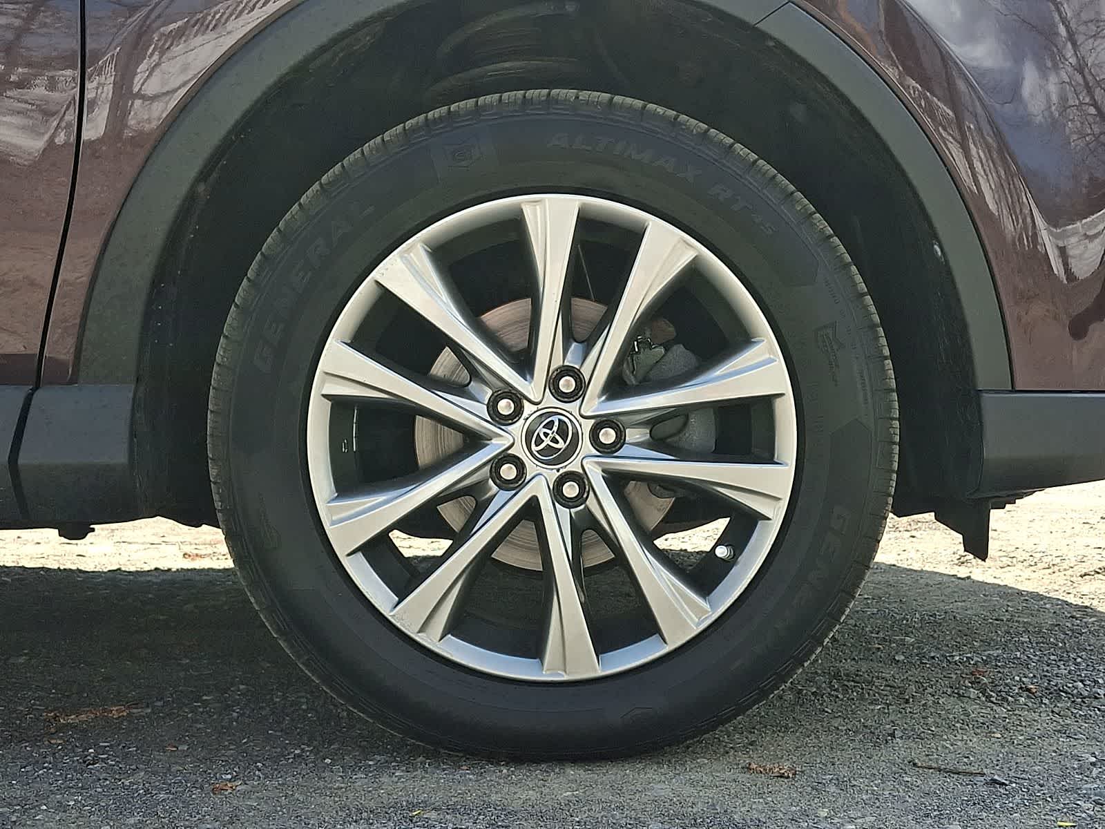 Thumbnail: 2016 Toyota RAV4 - 7