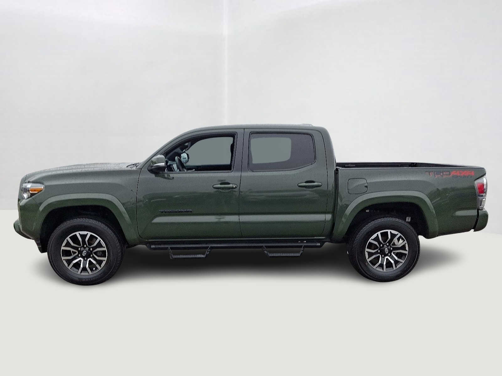 Thumbnail: 2022 Toyota Tacoma - 10